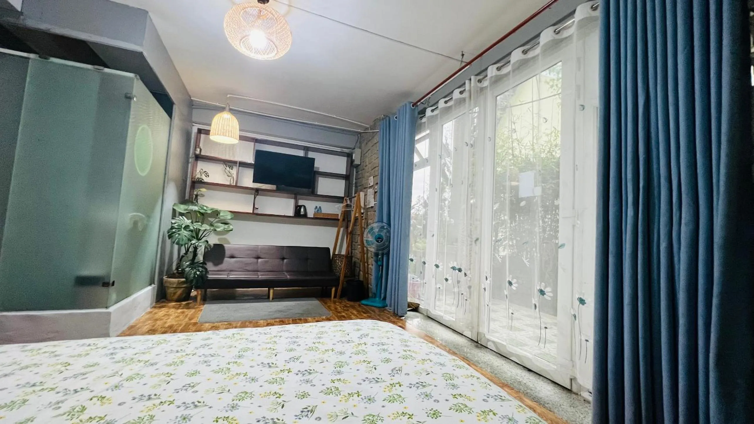Bathroom, Bed in An Yên Villa Đà Lạt