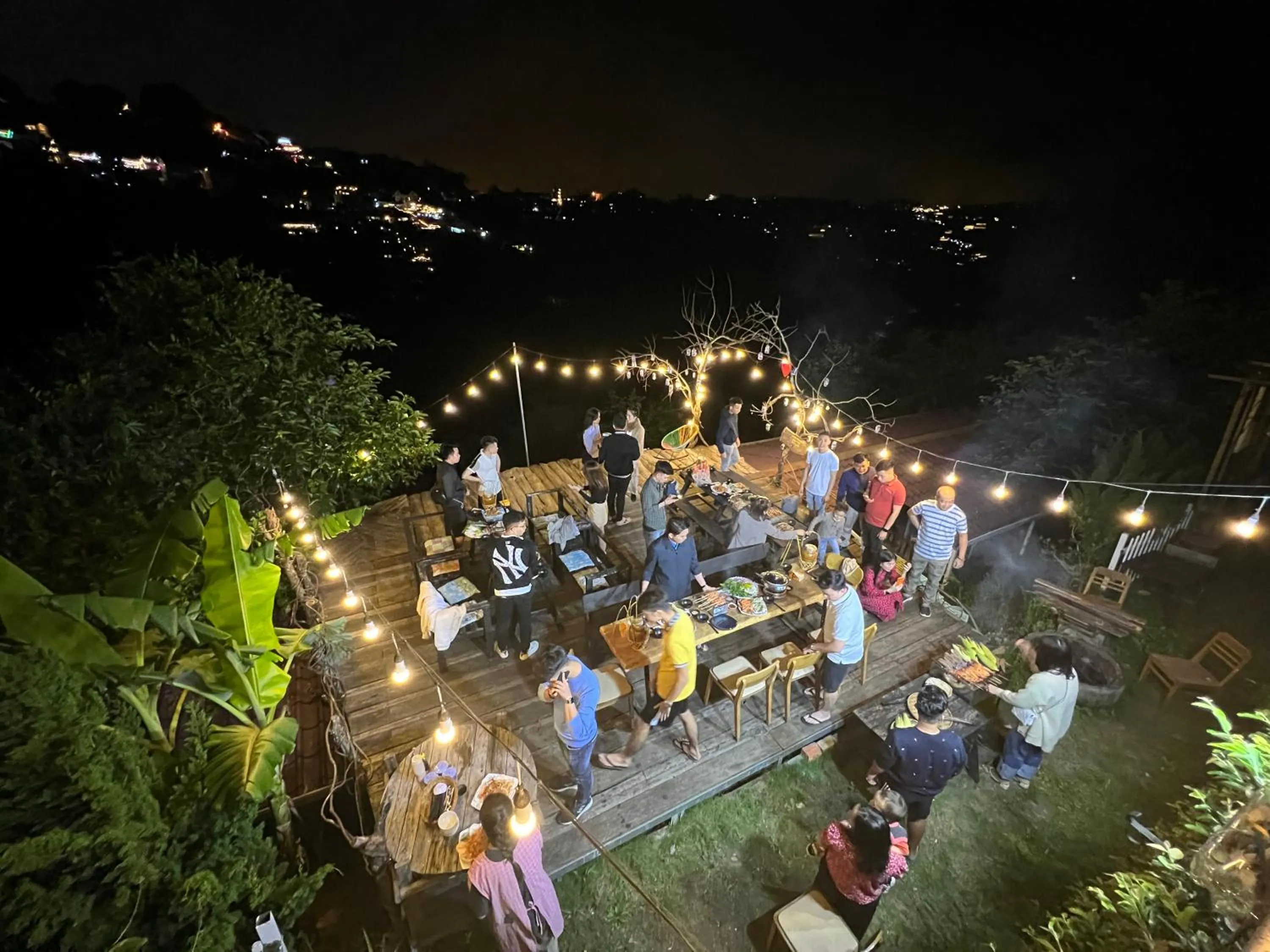 People in An Yên Villa Đà Lạt