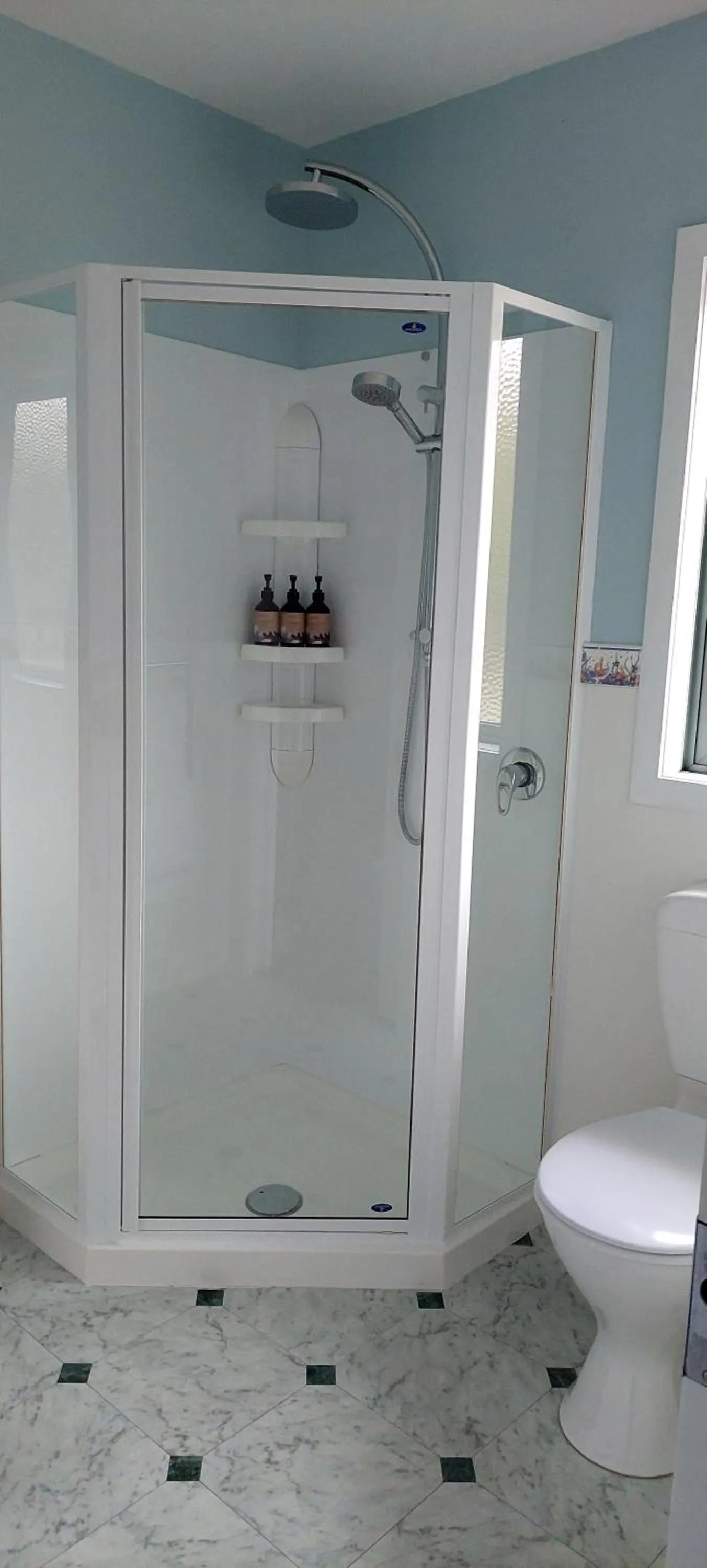 Shower in Awatuna Sunset Lodge