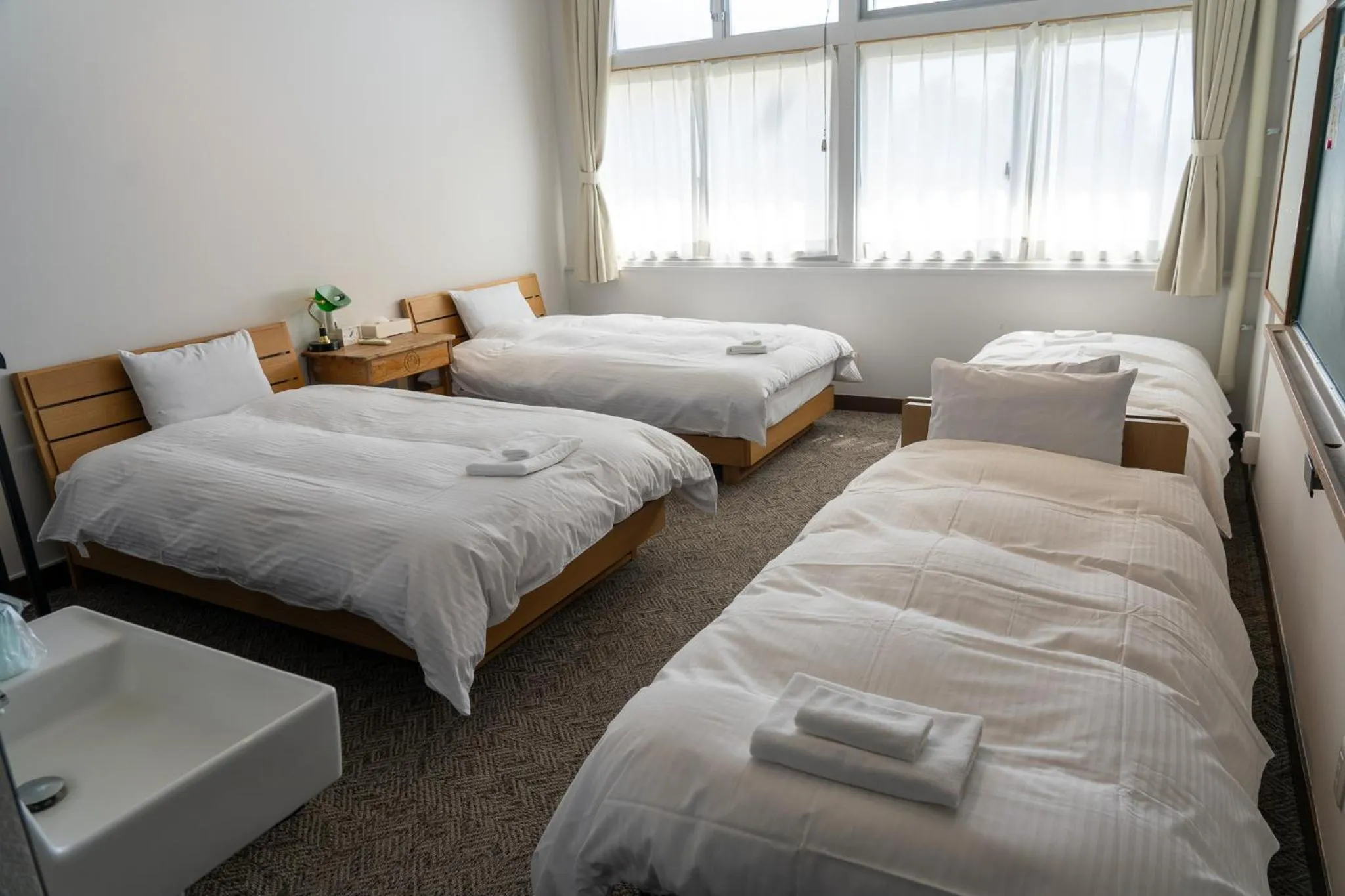 Bed in YUKUSA OHSUMI UMI no GAKKO