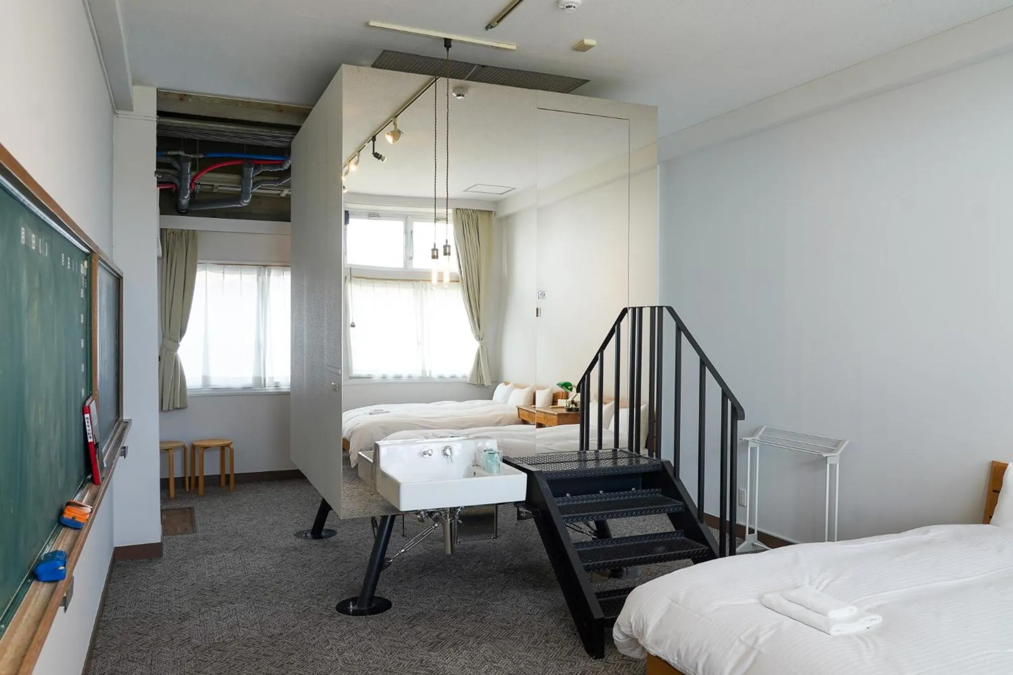 Bed in YUKUSA OHSUMI UMI no GAKKO