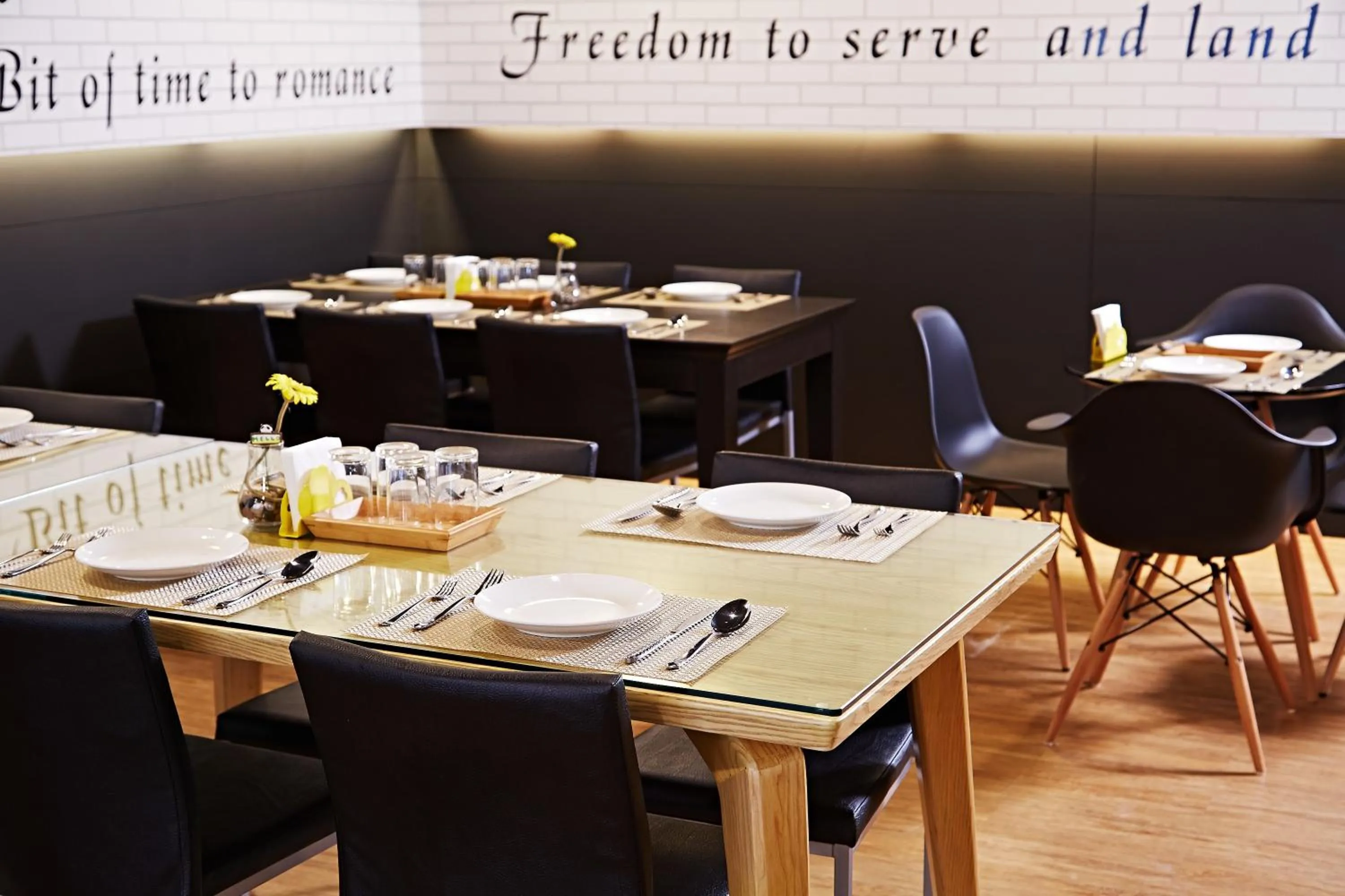 Restaurant/places to eat in Guanko Hotel