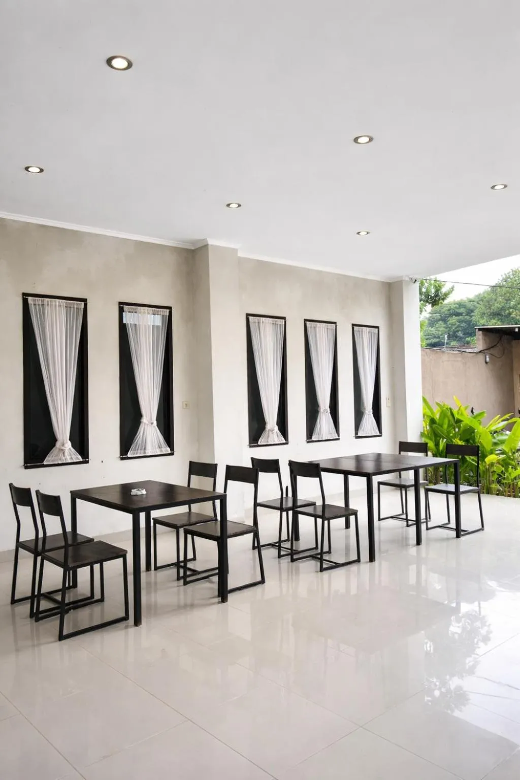 Lobby or reception in Grand Kuta Hotel Lombok - Pool - 43 inch Google TV - Strong 60Mbps WiFi - New Enhanced Management