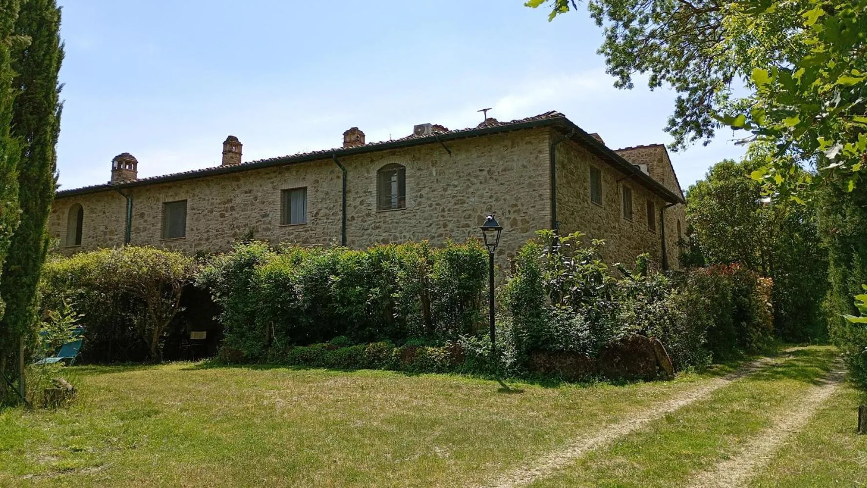 Property building in Casale Refoli