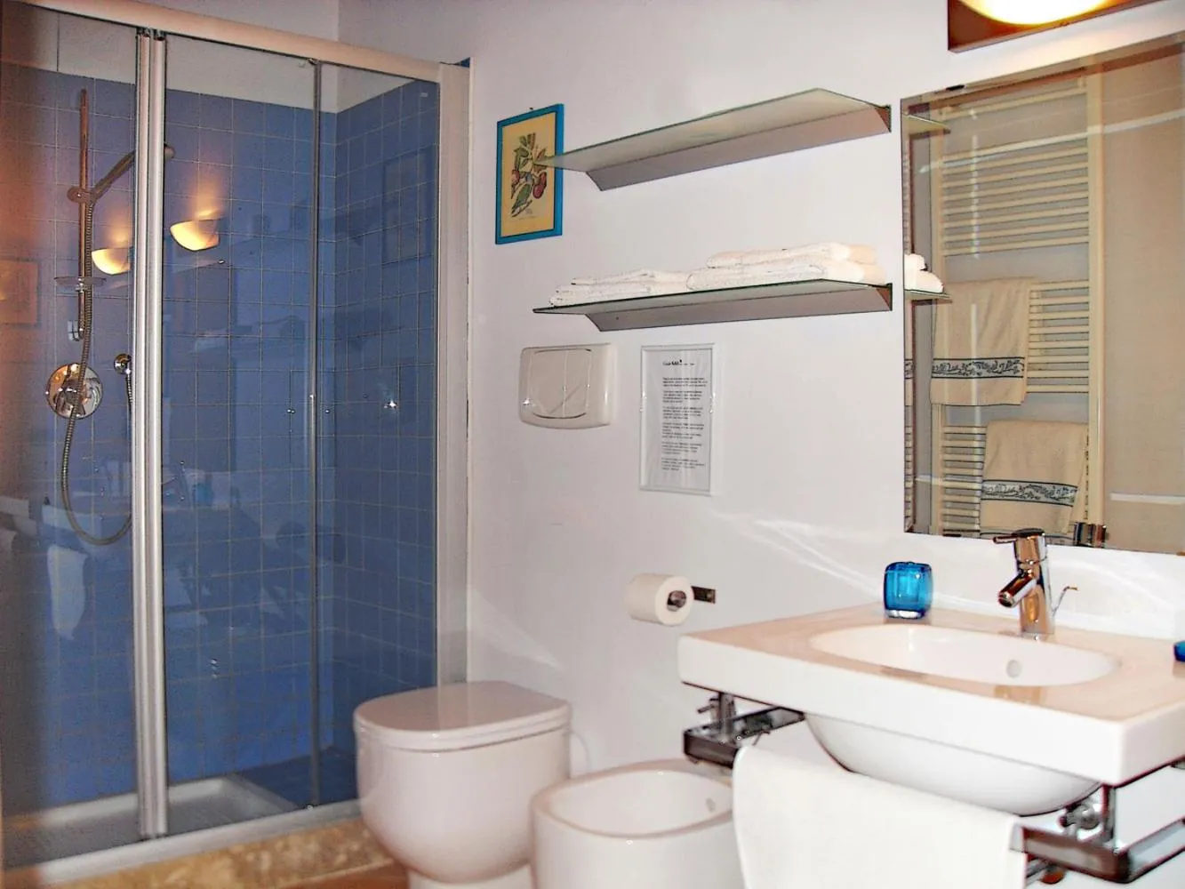 Shower in Casale Refoli