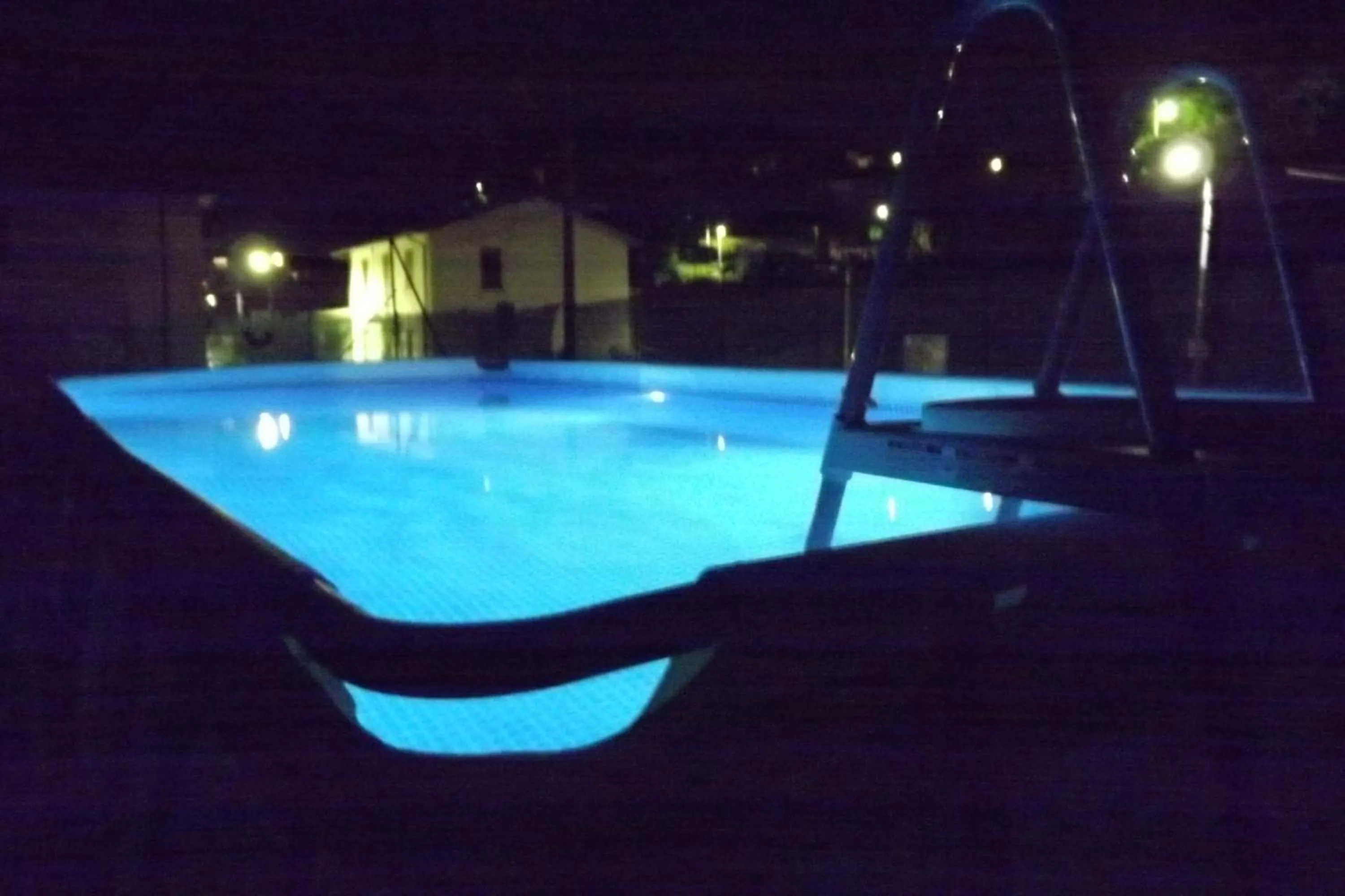 Property building in B&B Il Tempo Del Vento in front of the Castle