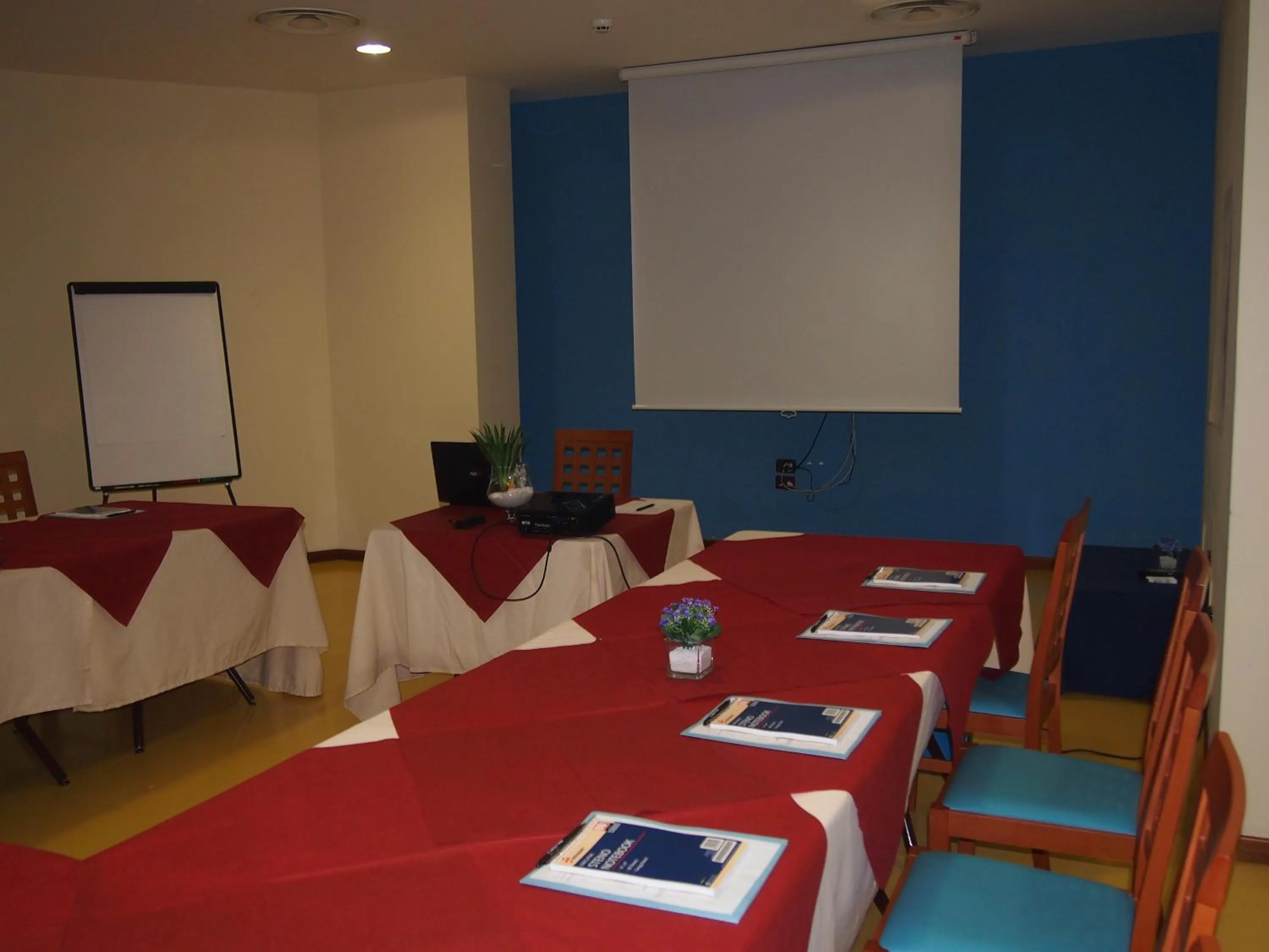 Business facilities in Hotel Resort Il Panfilo