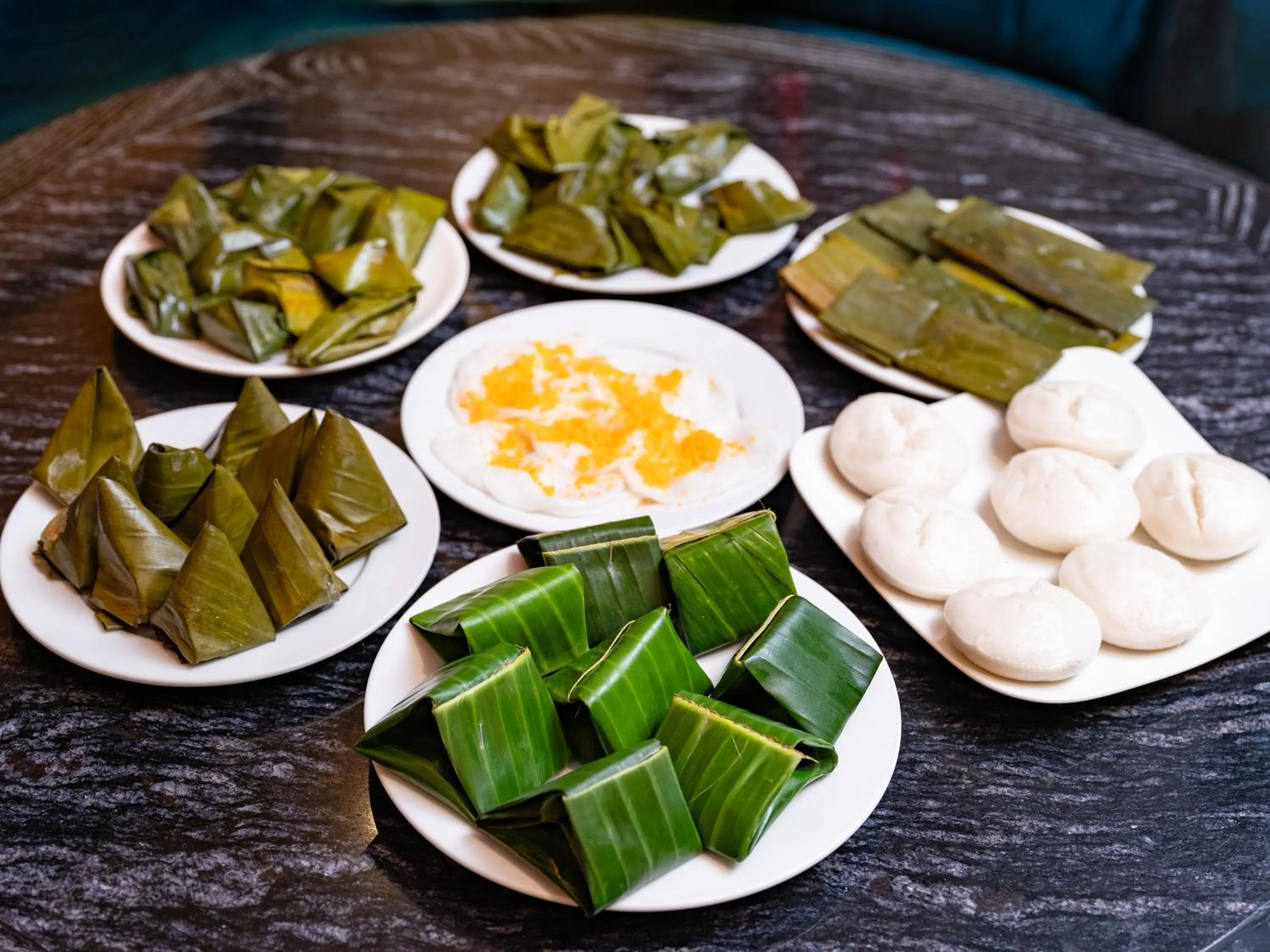 Buffet breakfast in Hue Serene Palace Hotel