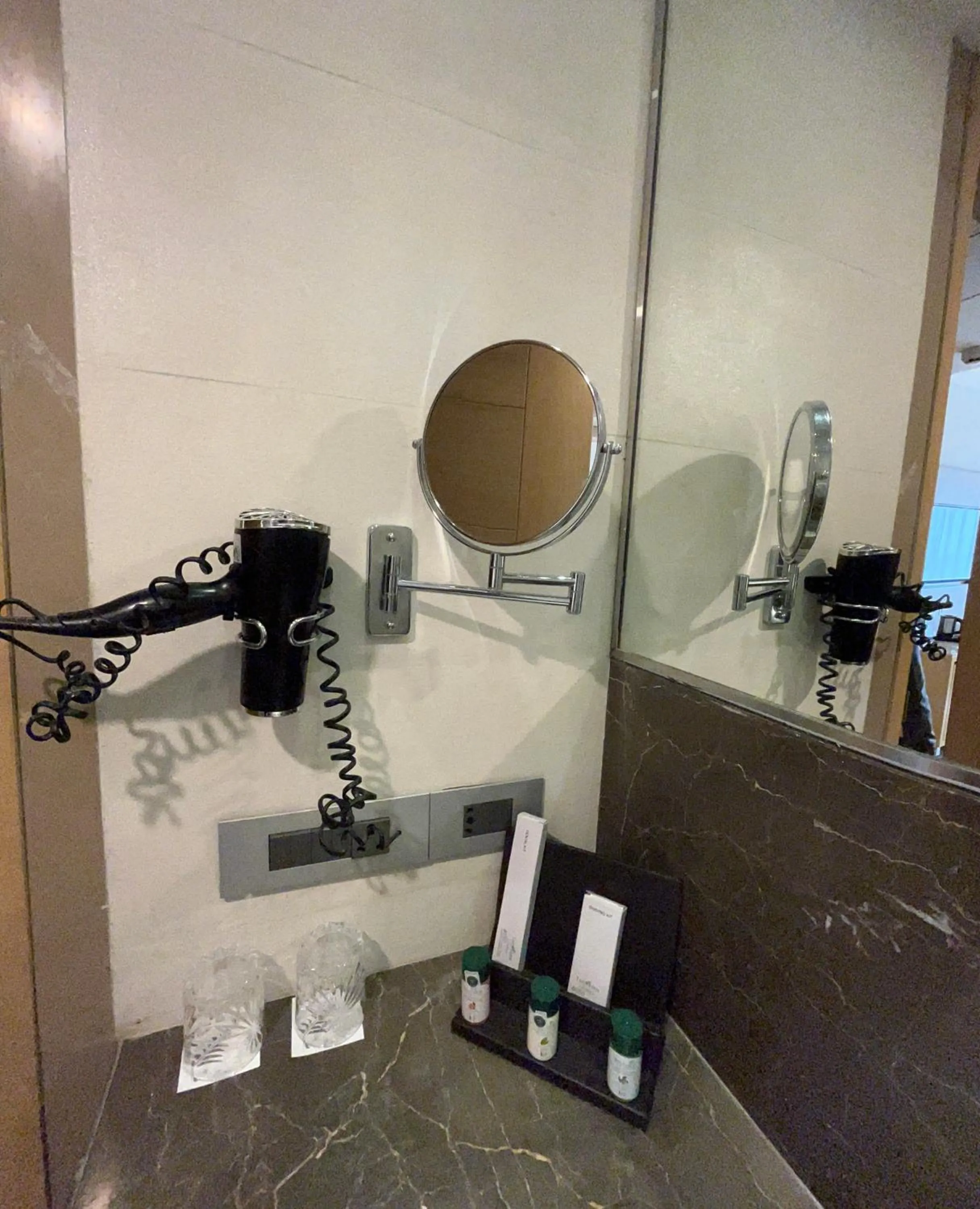 hair dryier in The Fern Residency Sarnath