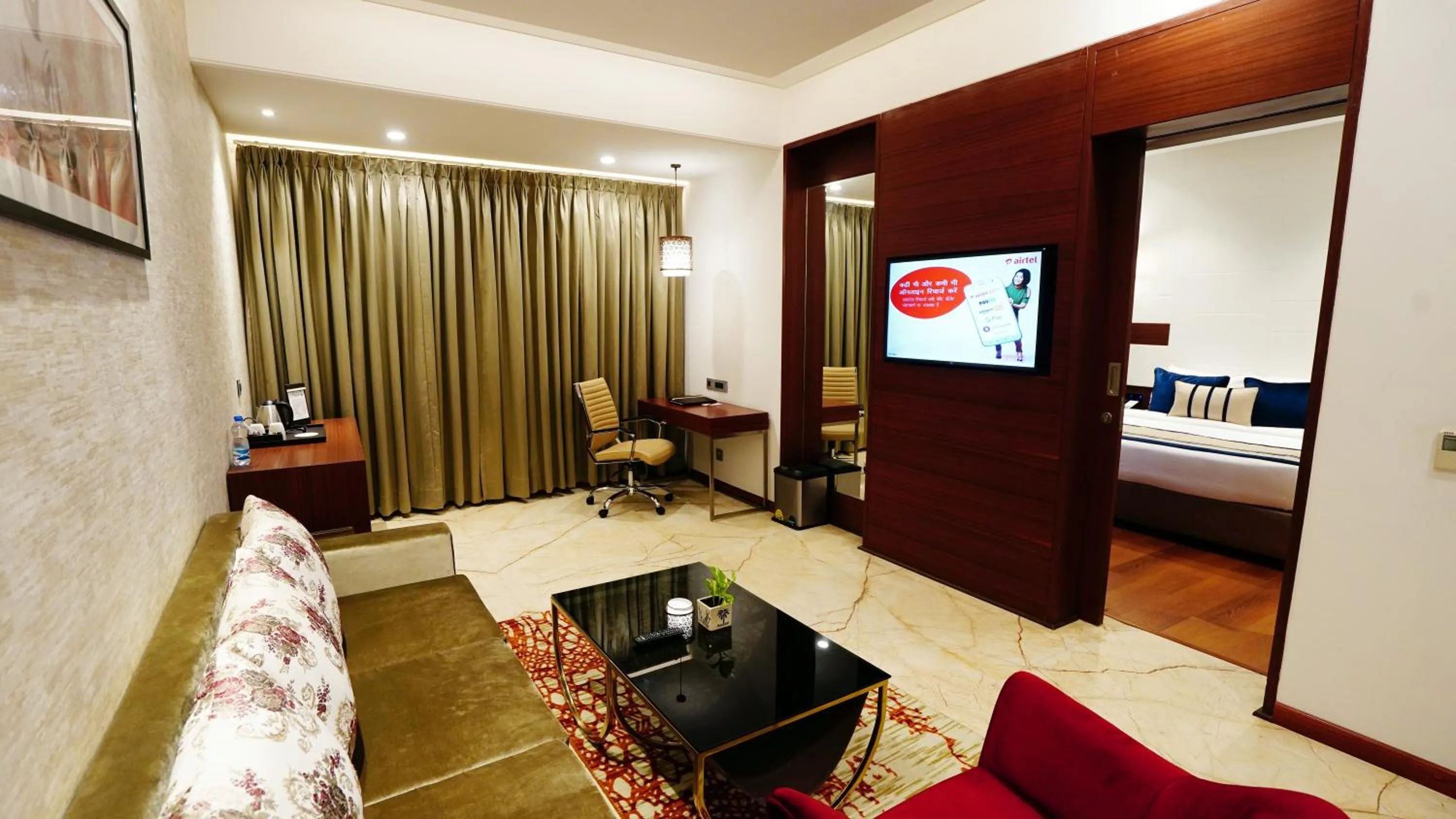 Living room, Bed in The Fern Residency Sarnath