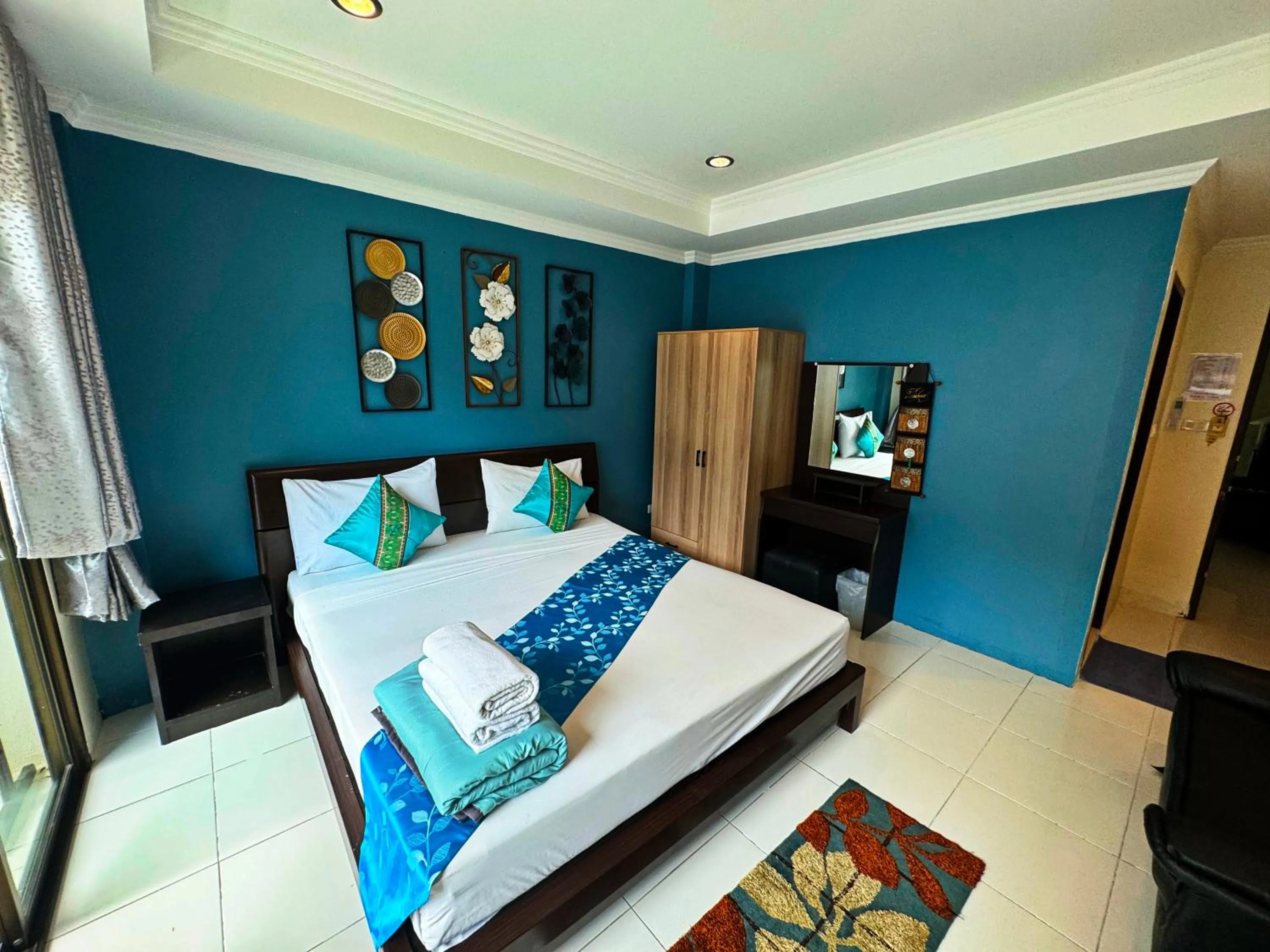 Bed in Sky Silk Decoration House