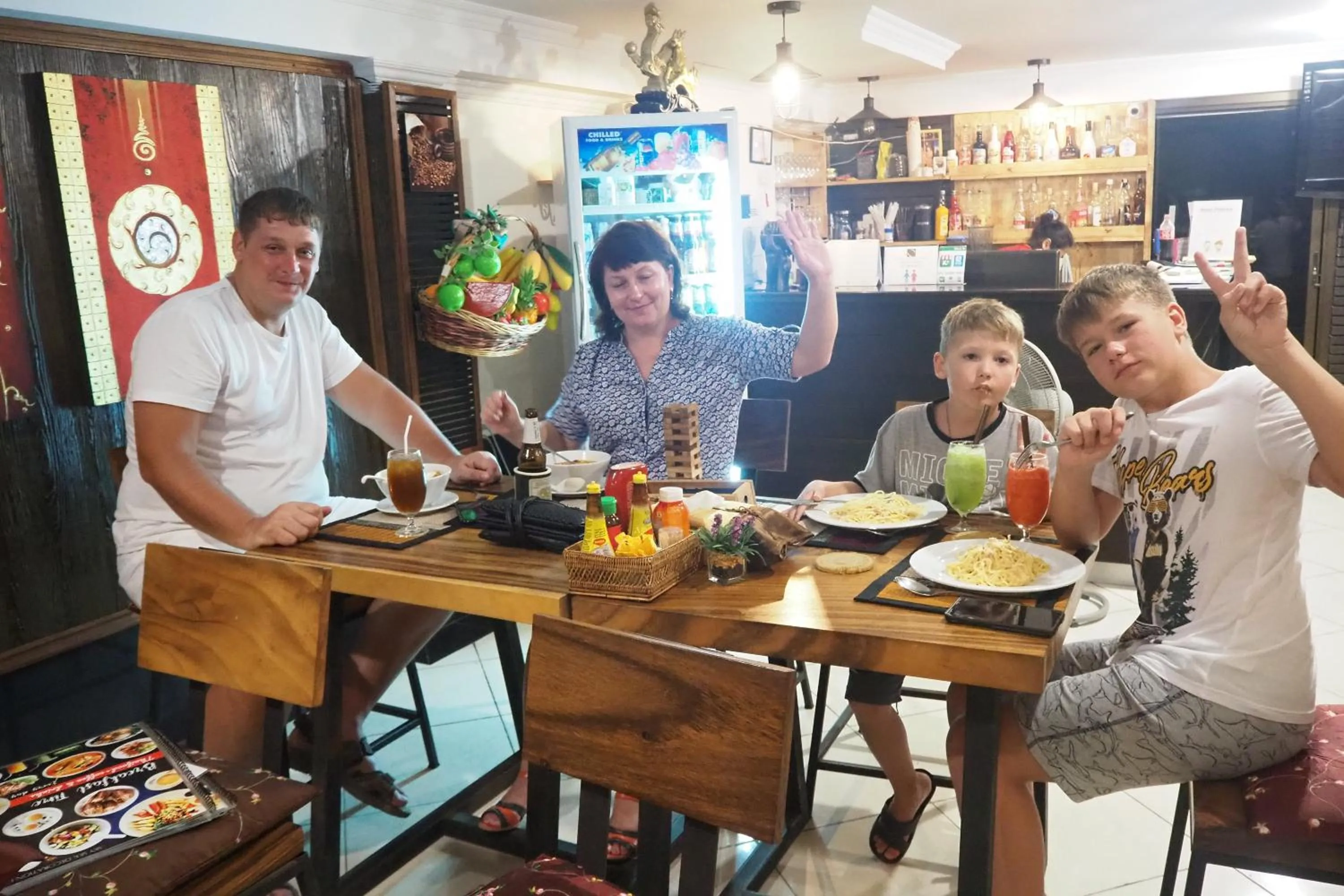 Evening entertainment in Sky Silk Decoration House