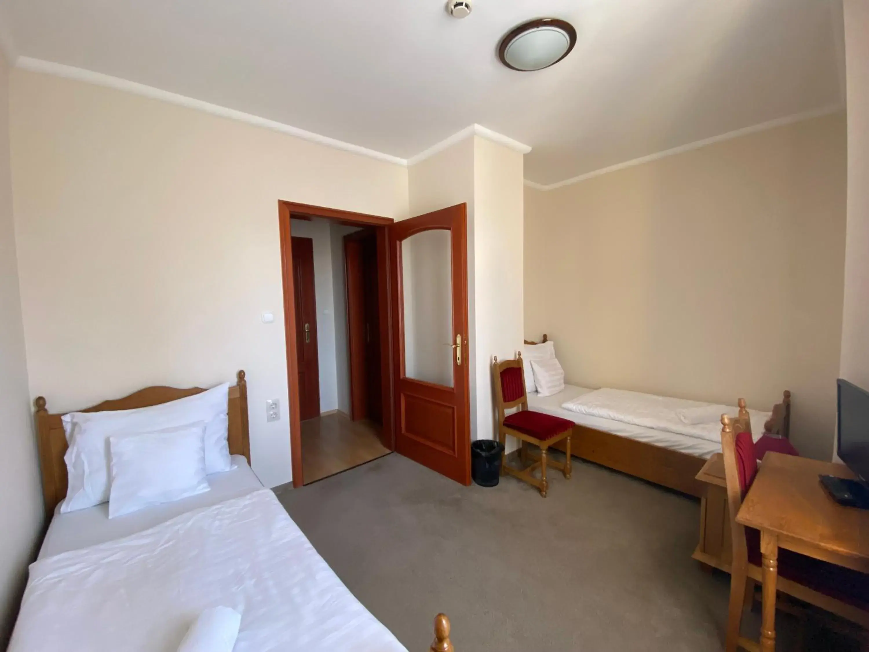 Twin Room - single occupancy in Hotel Villa Park Twin Room - single occupancy in Hotel Villa Park