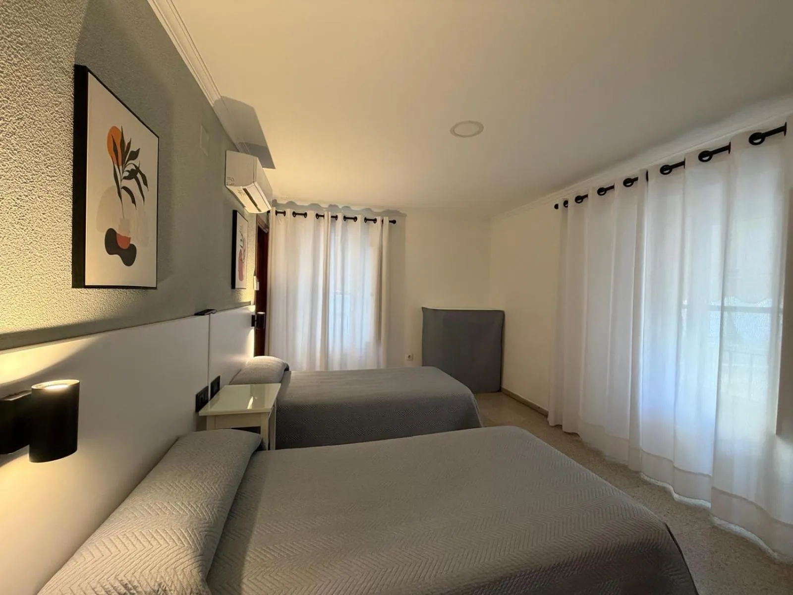 Photo of the whole room, Bed in Hostal Bahía