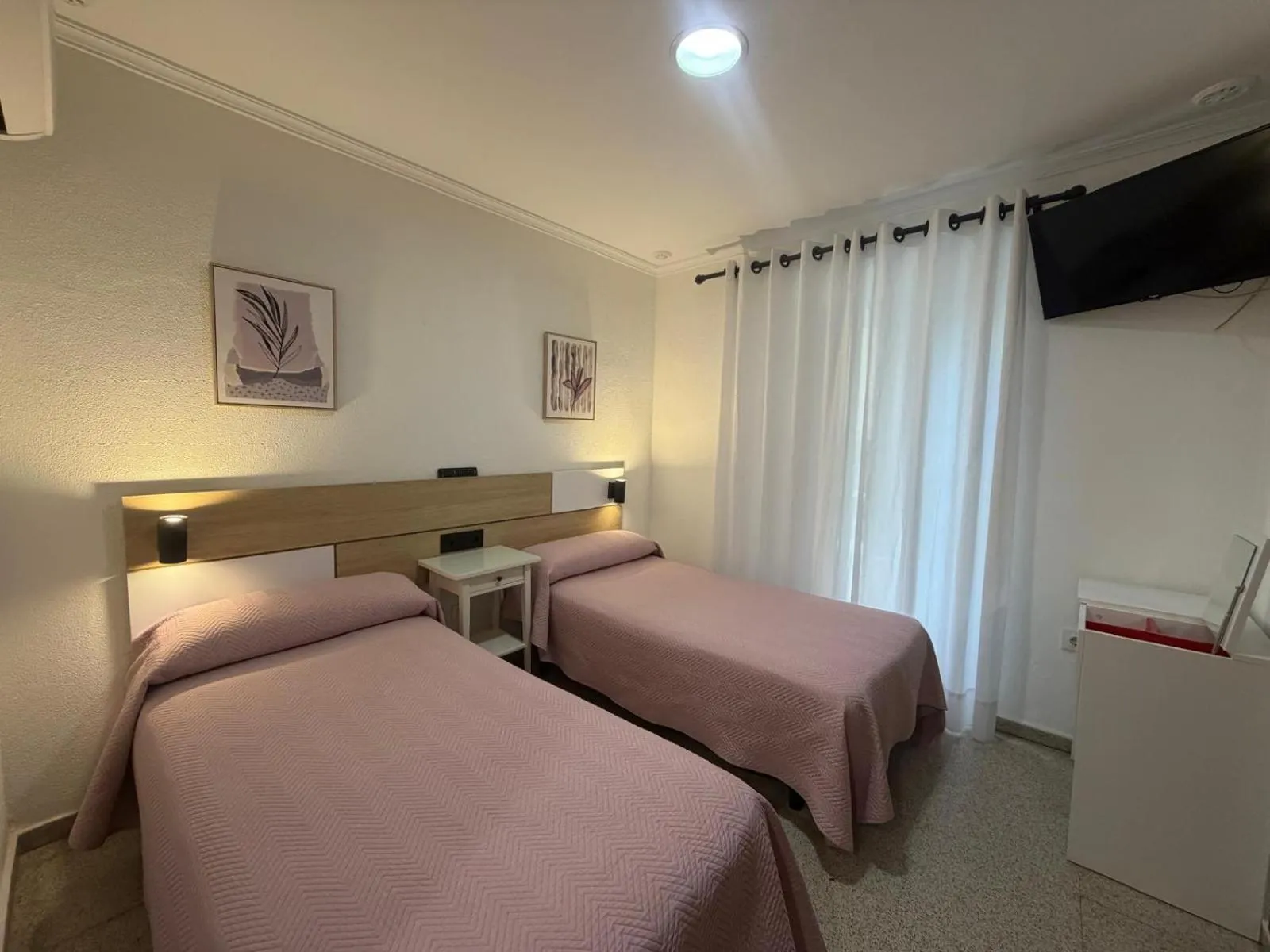 Bed in Hostal Bahía