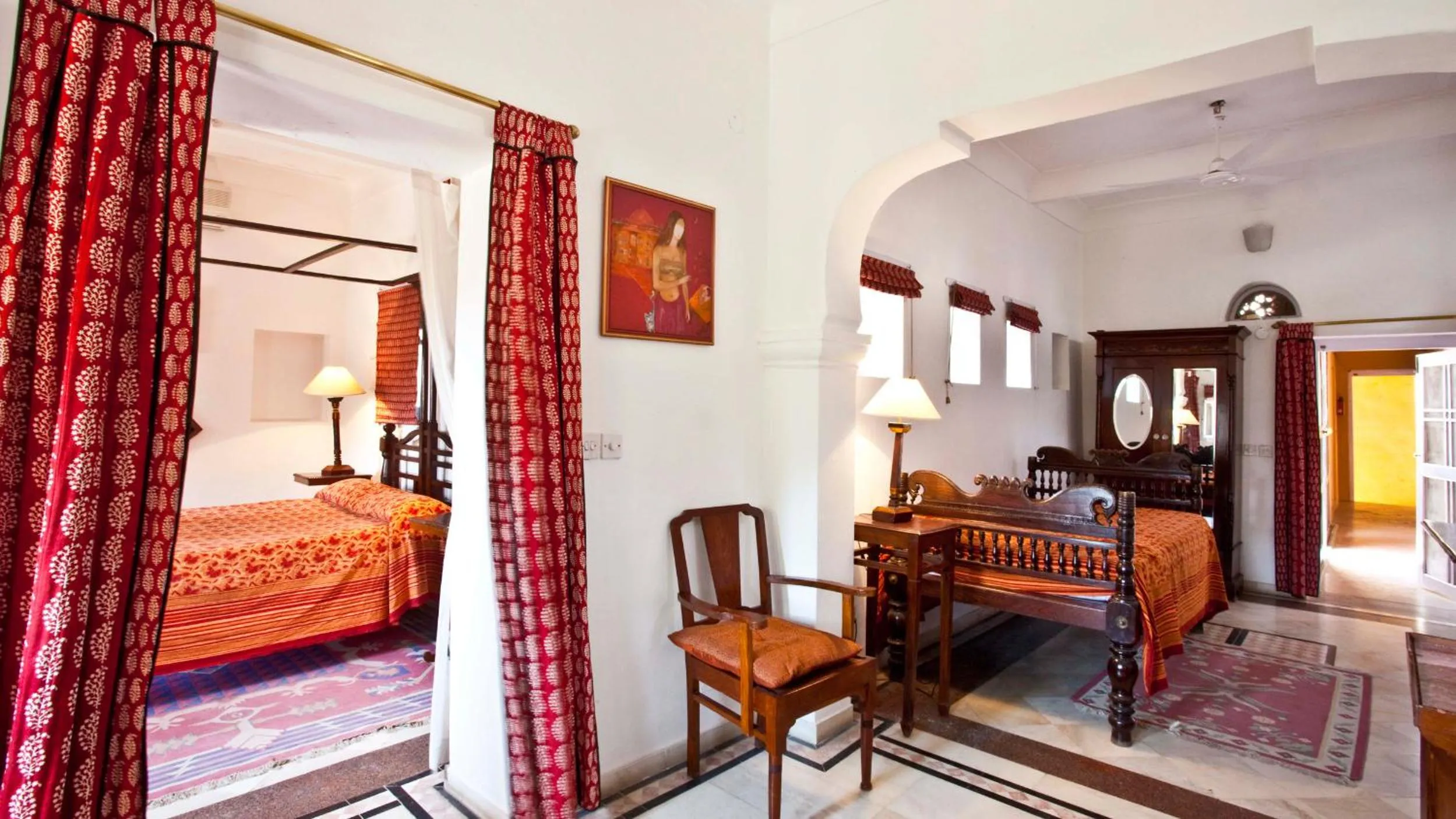 Bed in Neemrana Fort-Palace