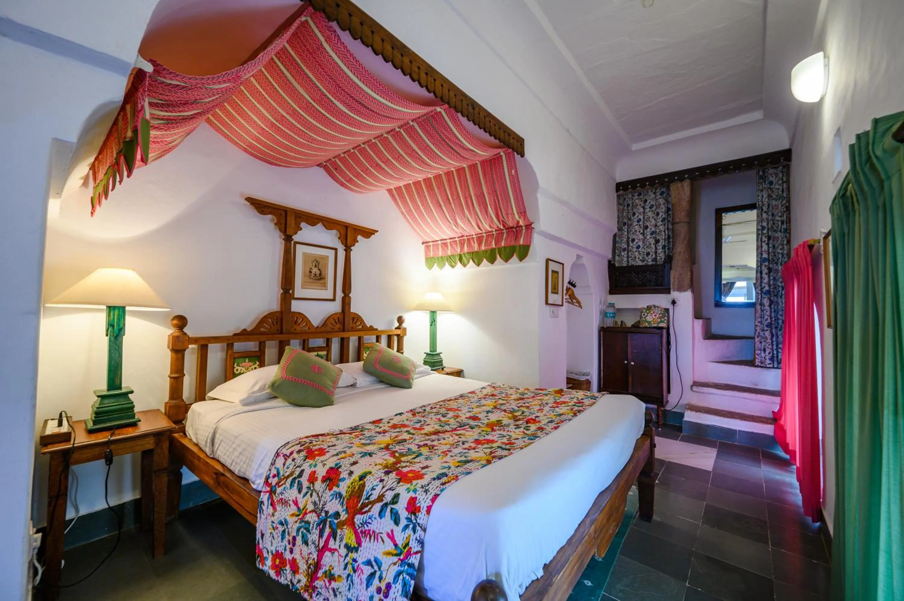 Bed in Neemrana Fort-Palace