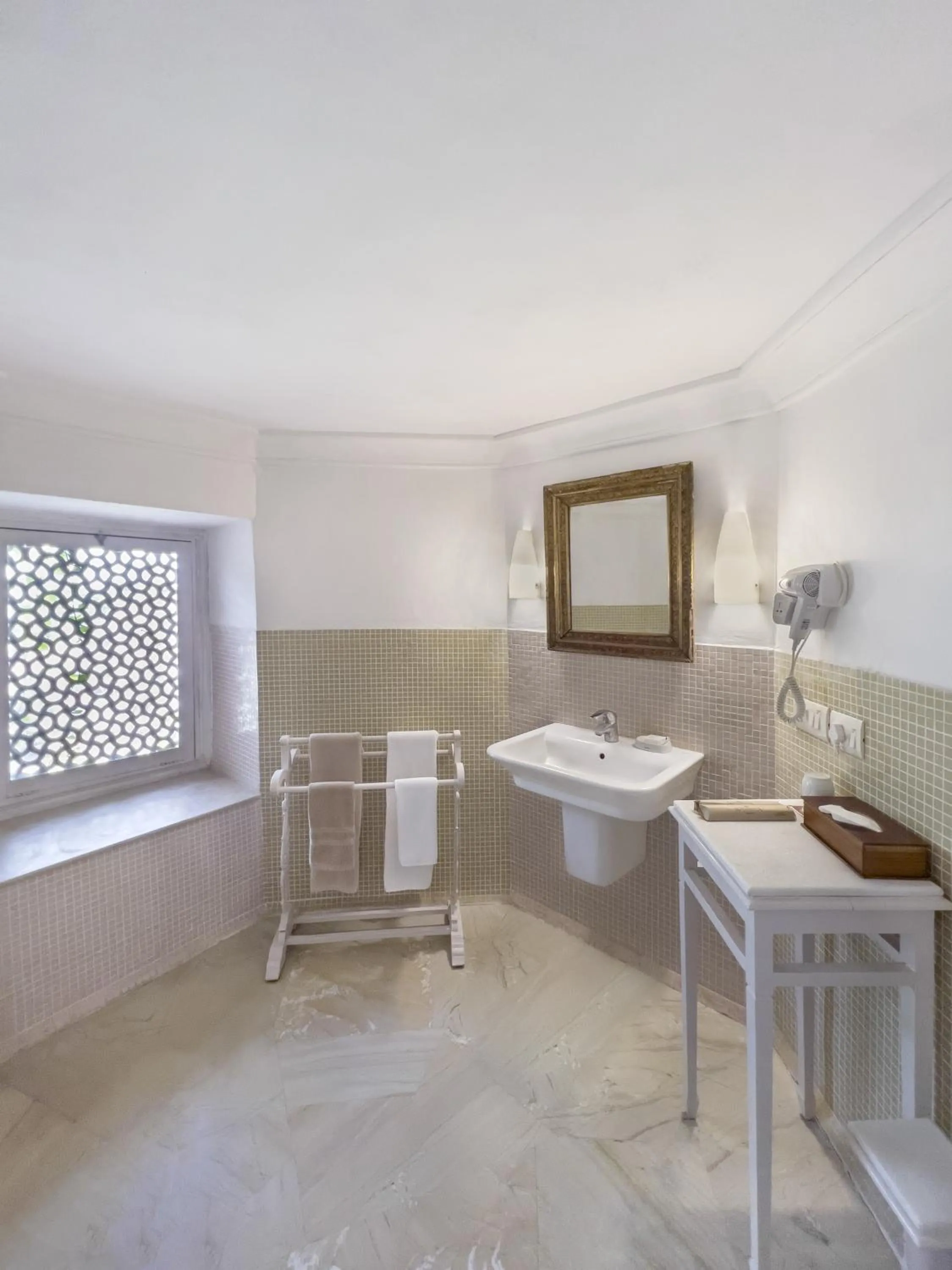 Bathroom in Neemrana Fort-Palace