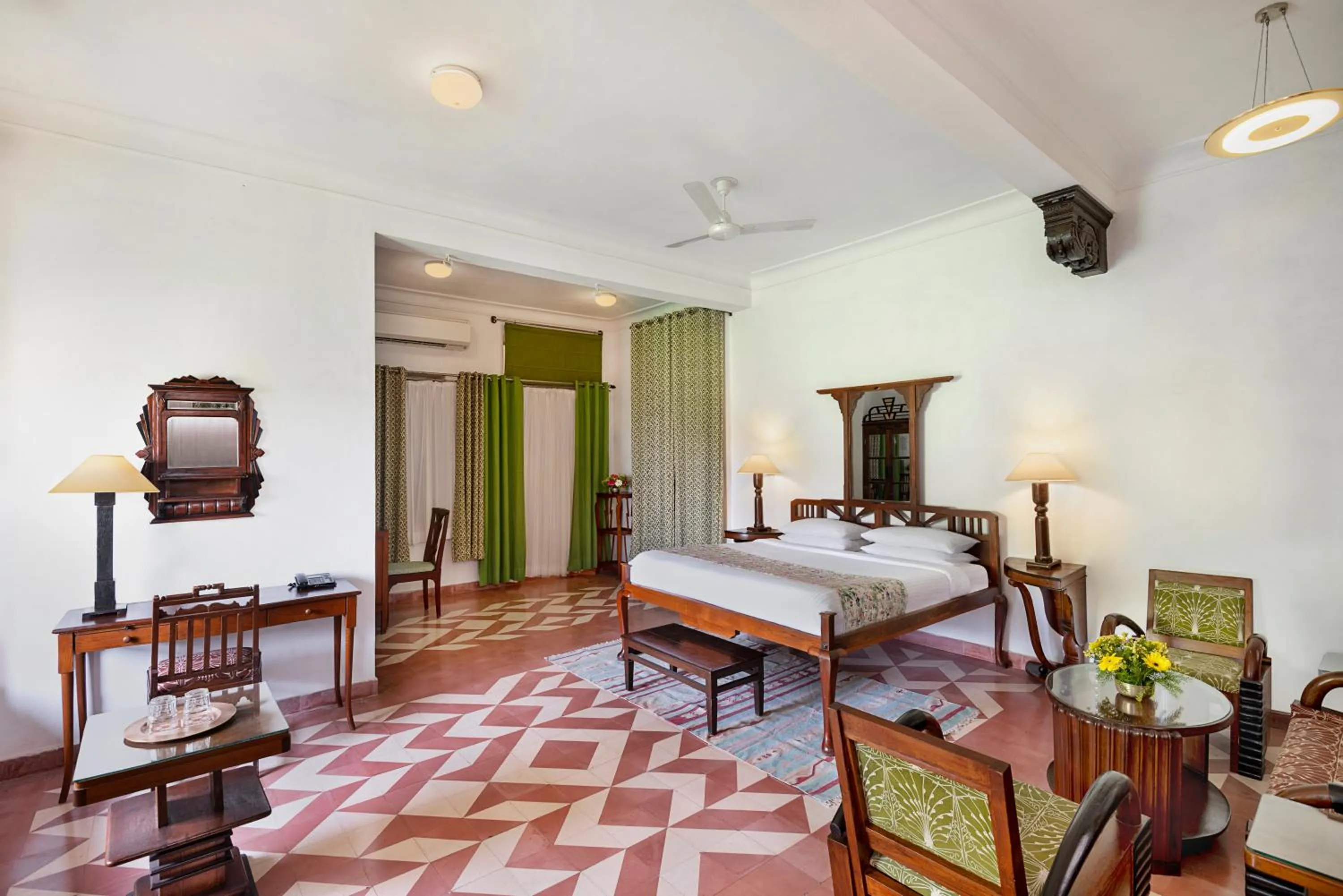 Bed in Neemrana Fort-Palace