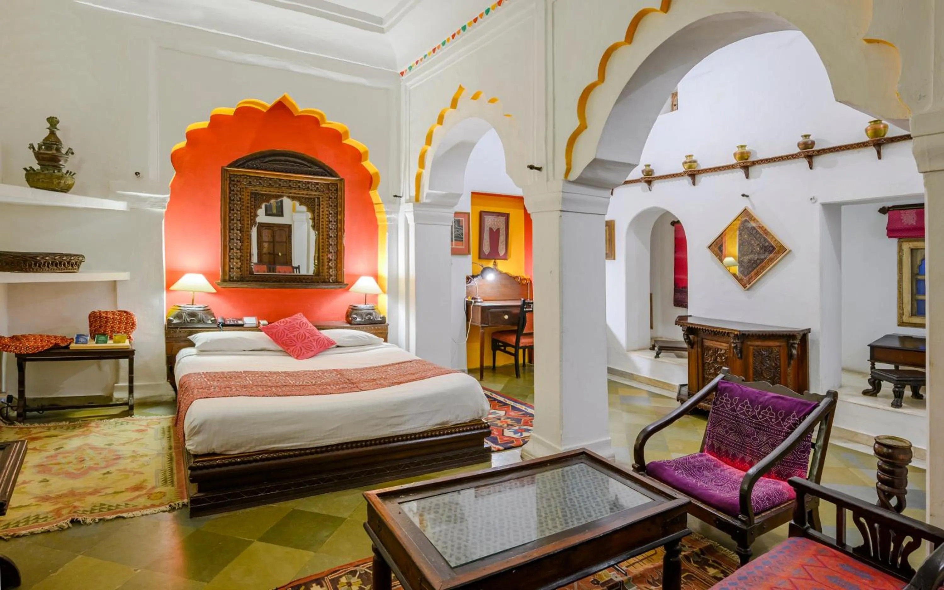 Bed in Neemrana Fort-Palace