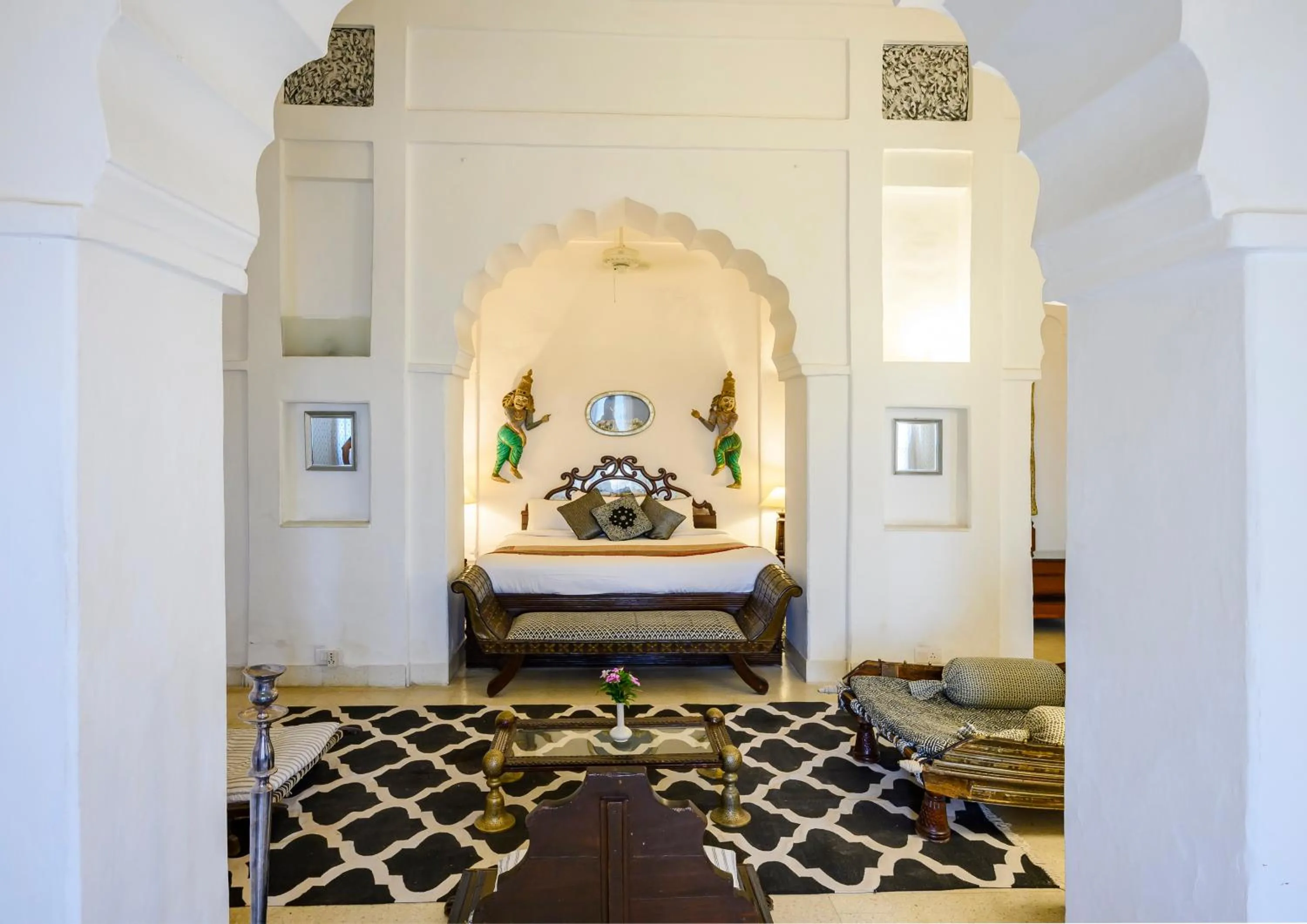 Bed in Neemrana Fort-Palace