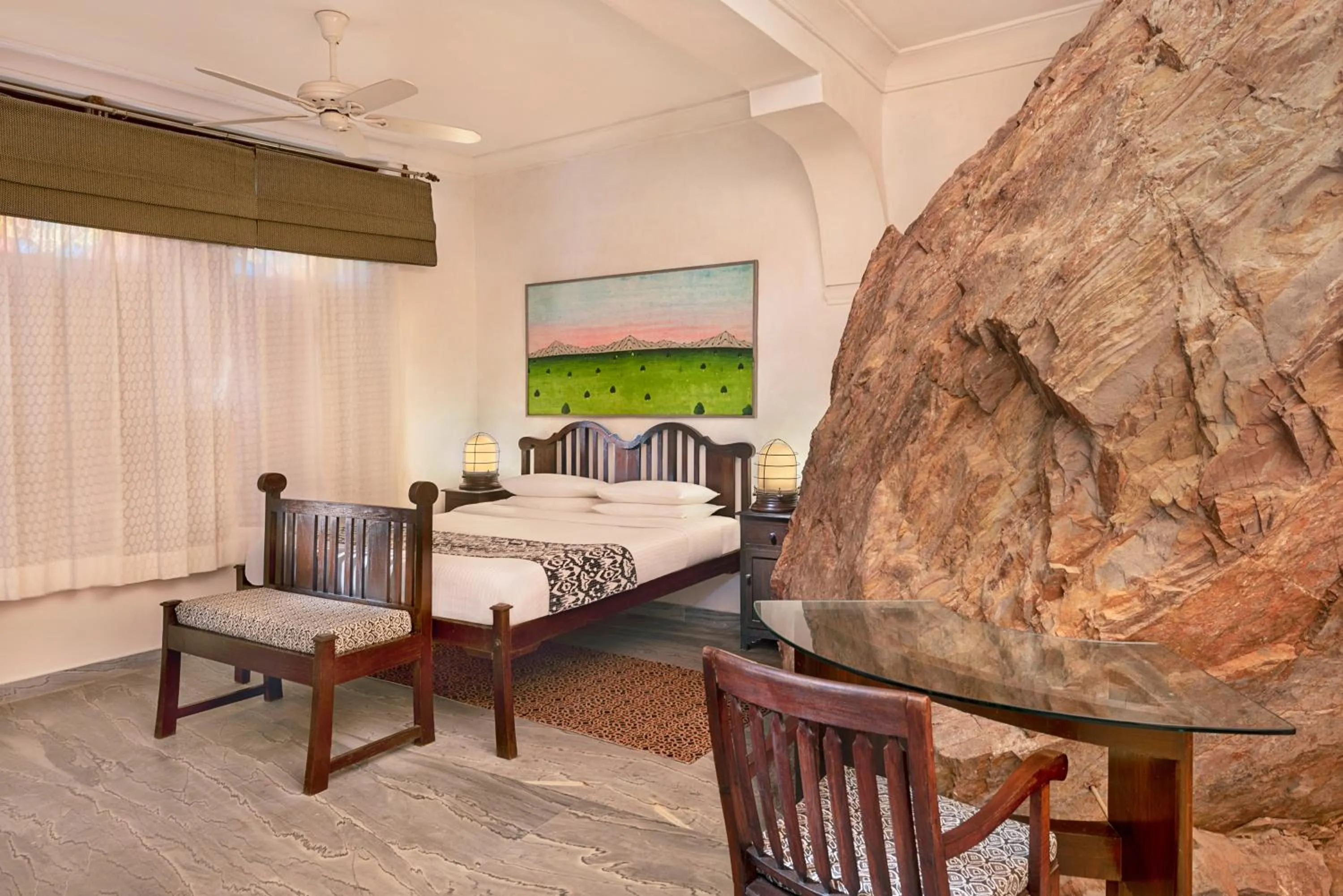 Bed in Neemrana Fort-Palace