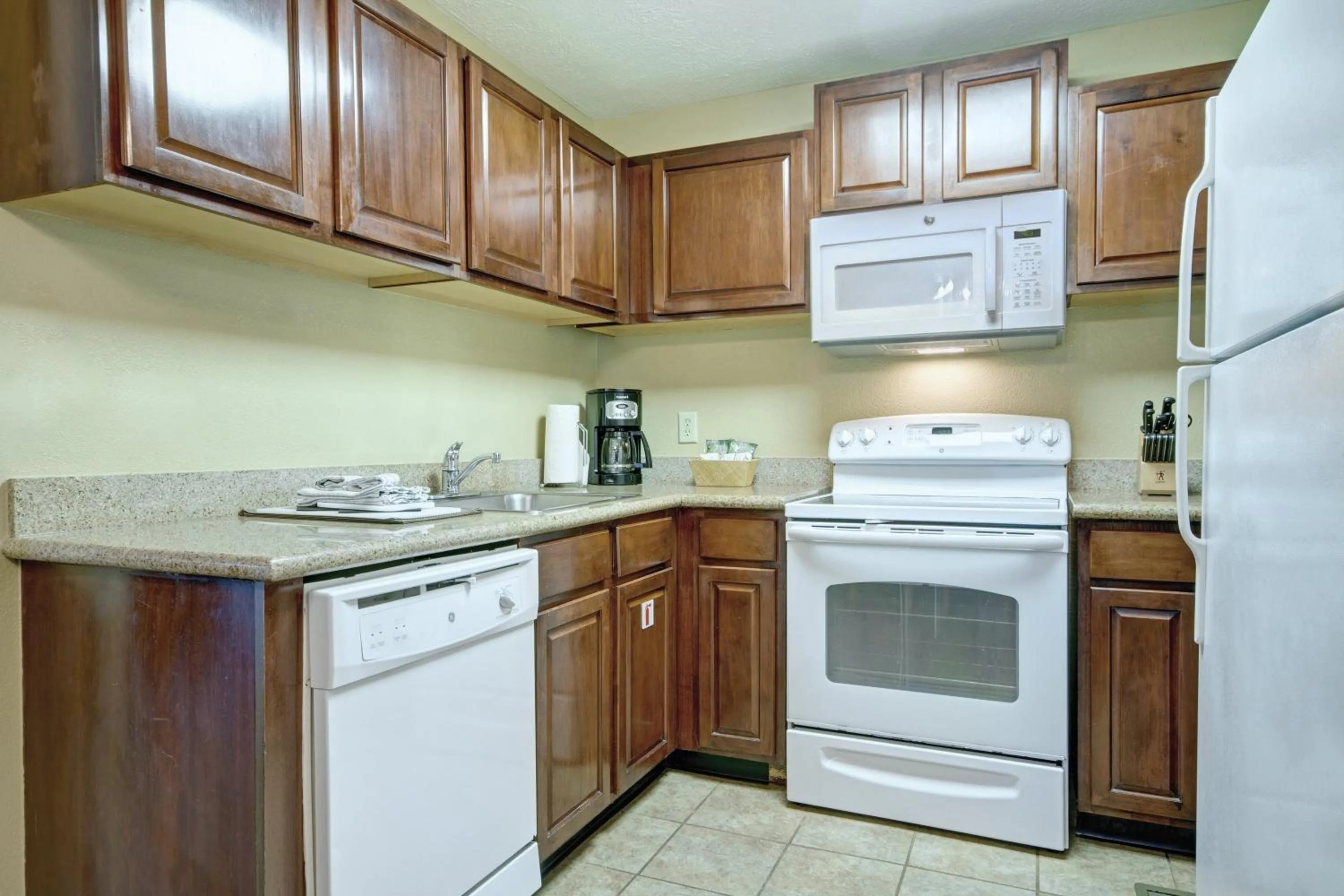 Kitchen or kitchenette in Club Wyndham Kingsgate