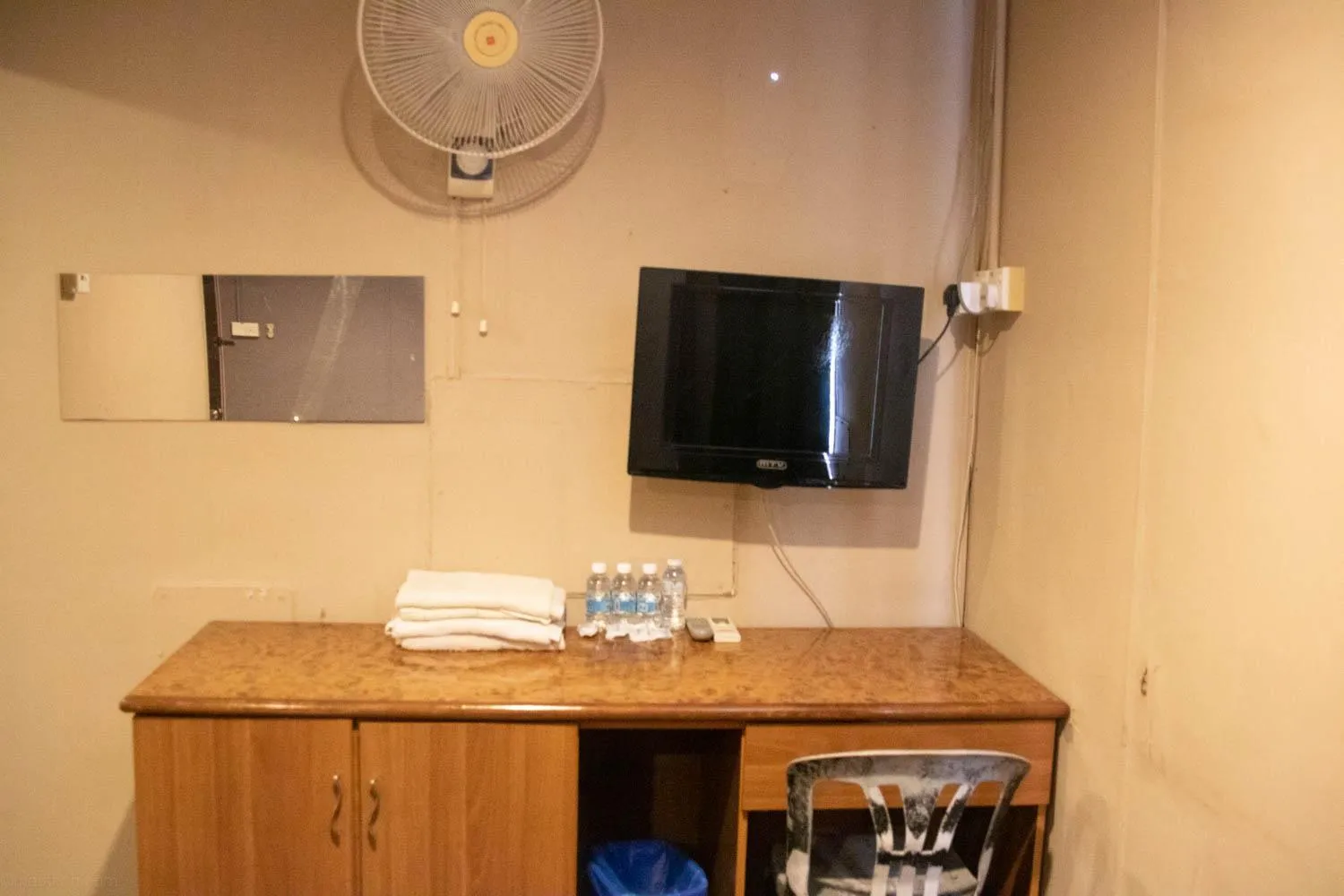 Sea Lion Pulau Ketam Inn