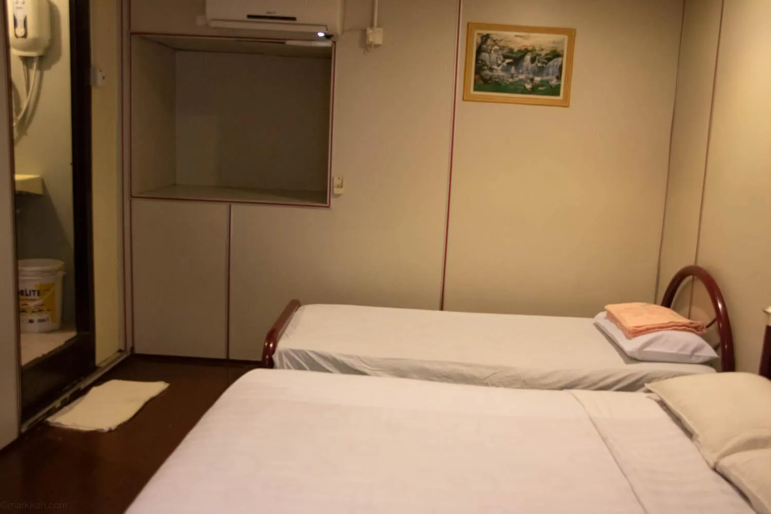 Bed in Sea Lion Pulau Ketam Inn