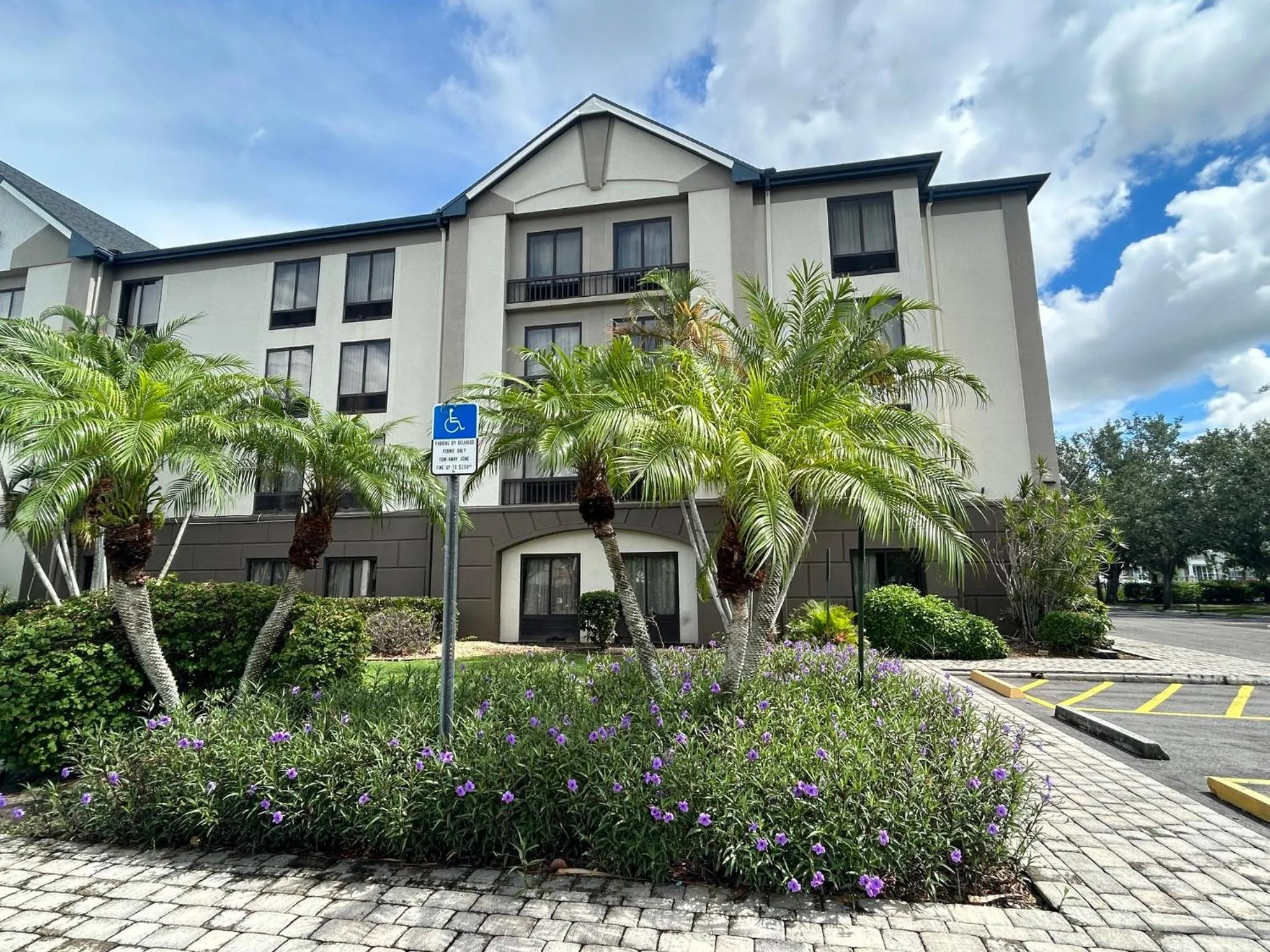 Property building in Best Western Airport Inn Fort Myers