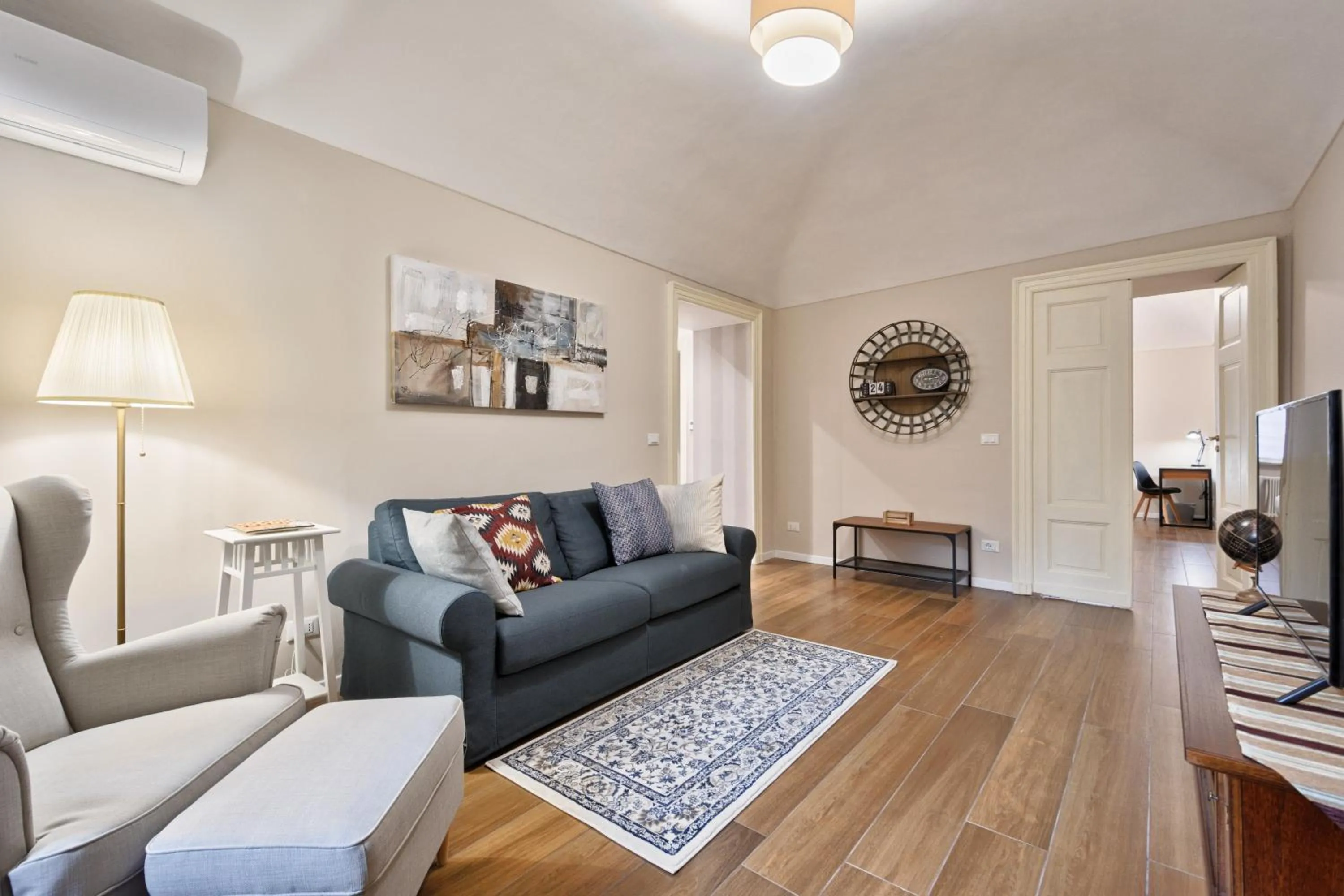 Living room in GuestHost - Porta Susa Elegant & Design Apartment