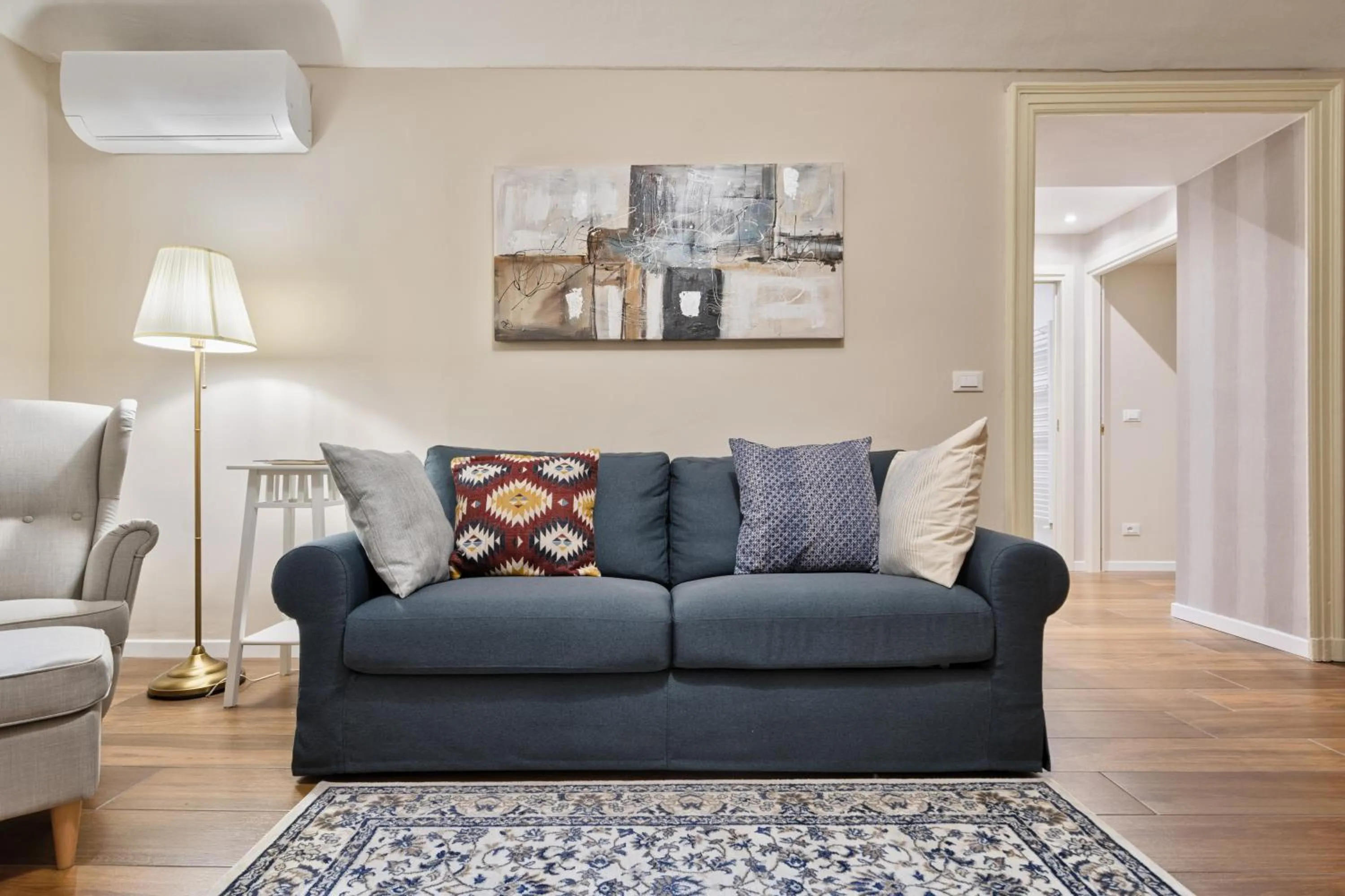 Living room in GuestHost - Porta Susa Elegant & Design Apartment