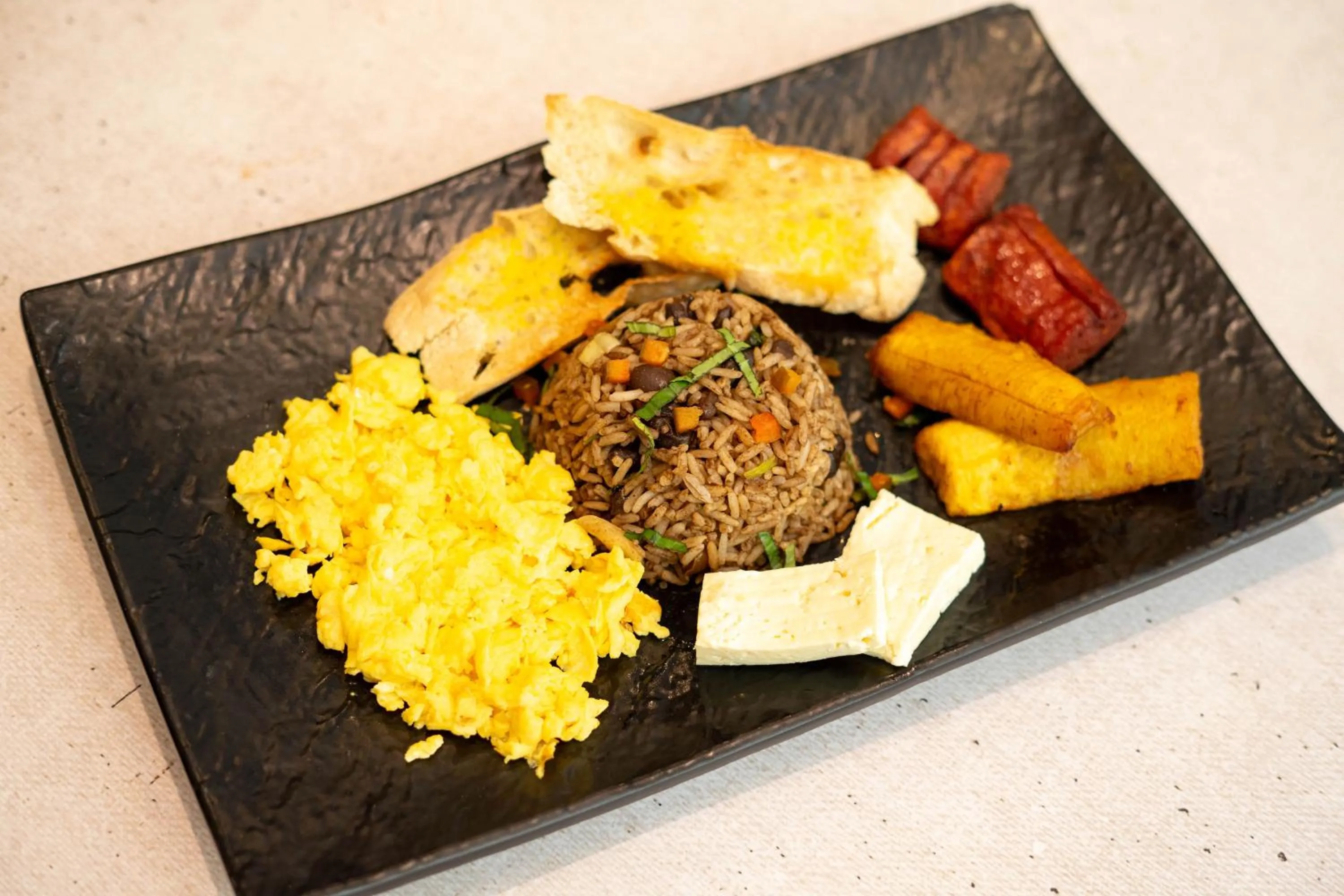 Food and drinks in Hotel Cultura Plaza