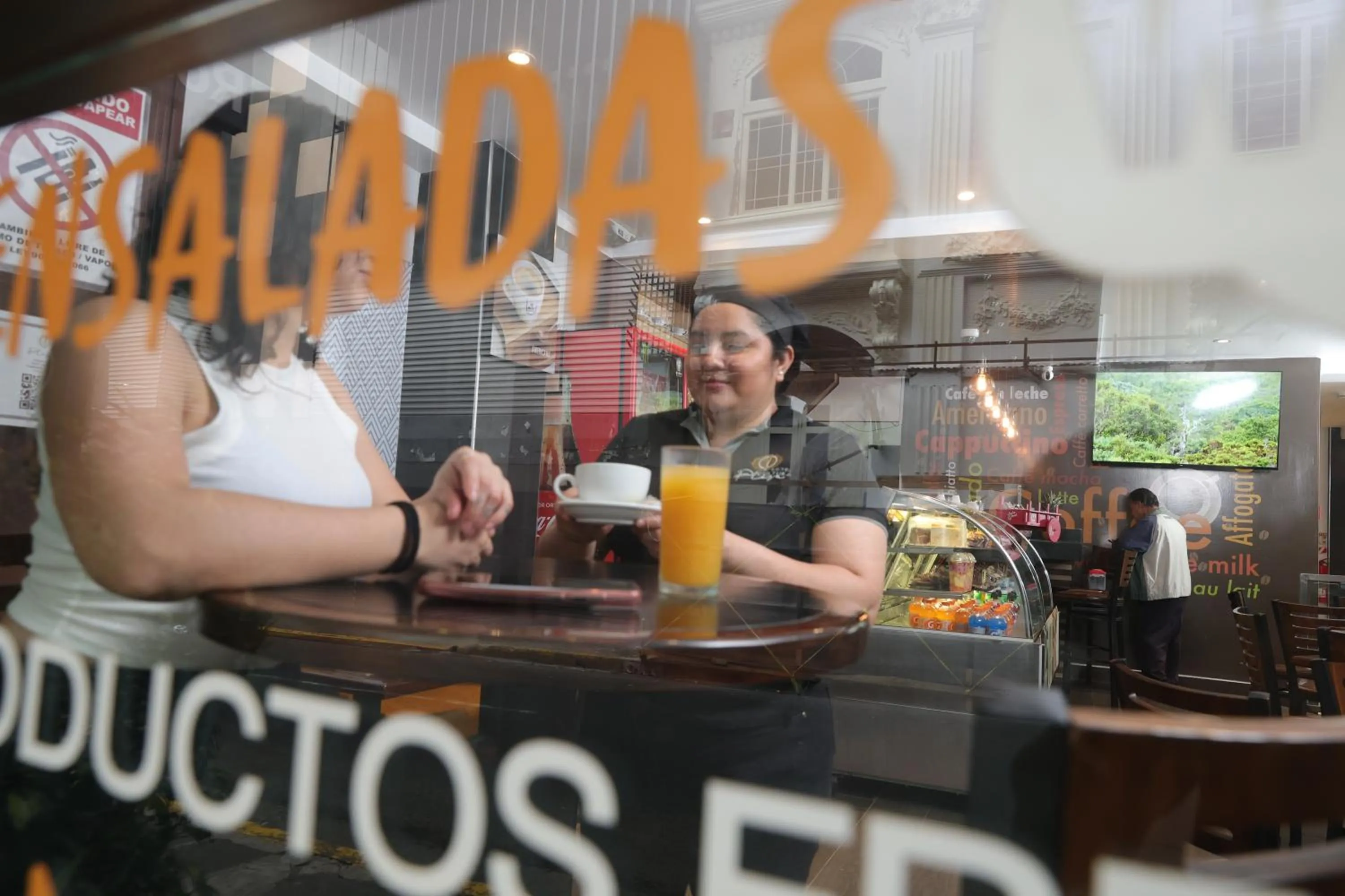 People in Hotel Cultura Plaza