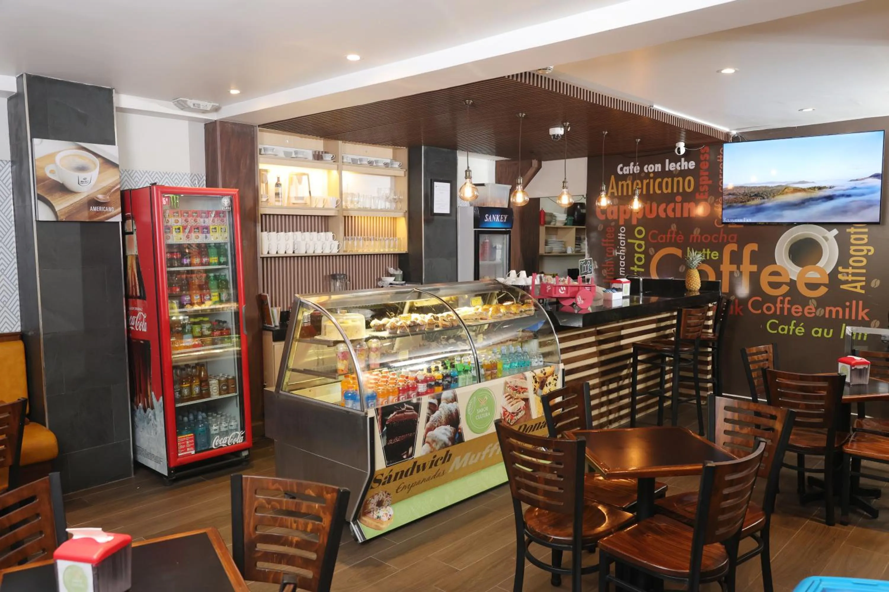 Restaurant/places to eat in Hotel Cultura Plaza