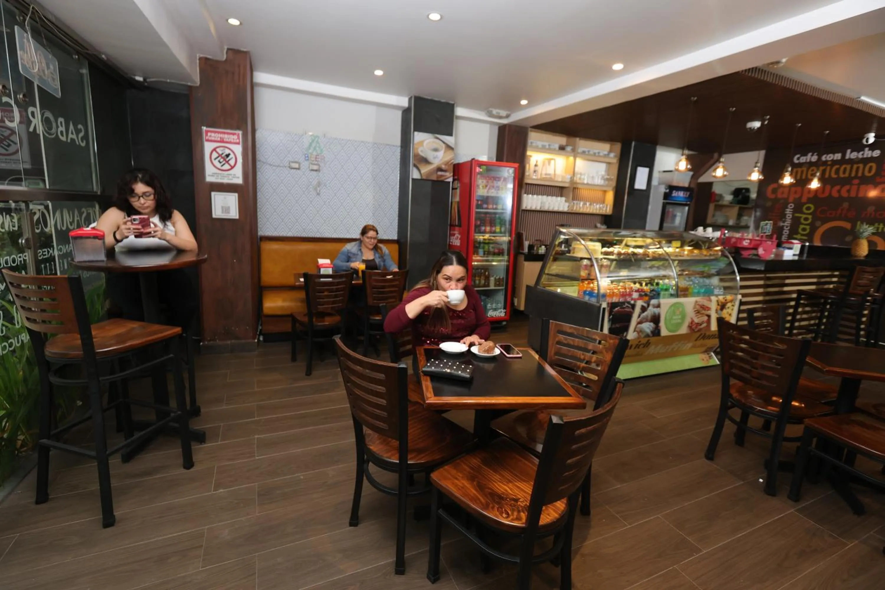 Restaurant/places to eat in Hotel Cultura Plaza