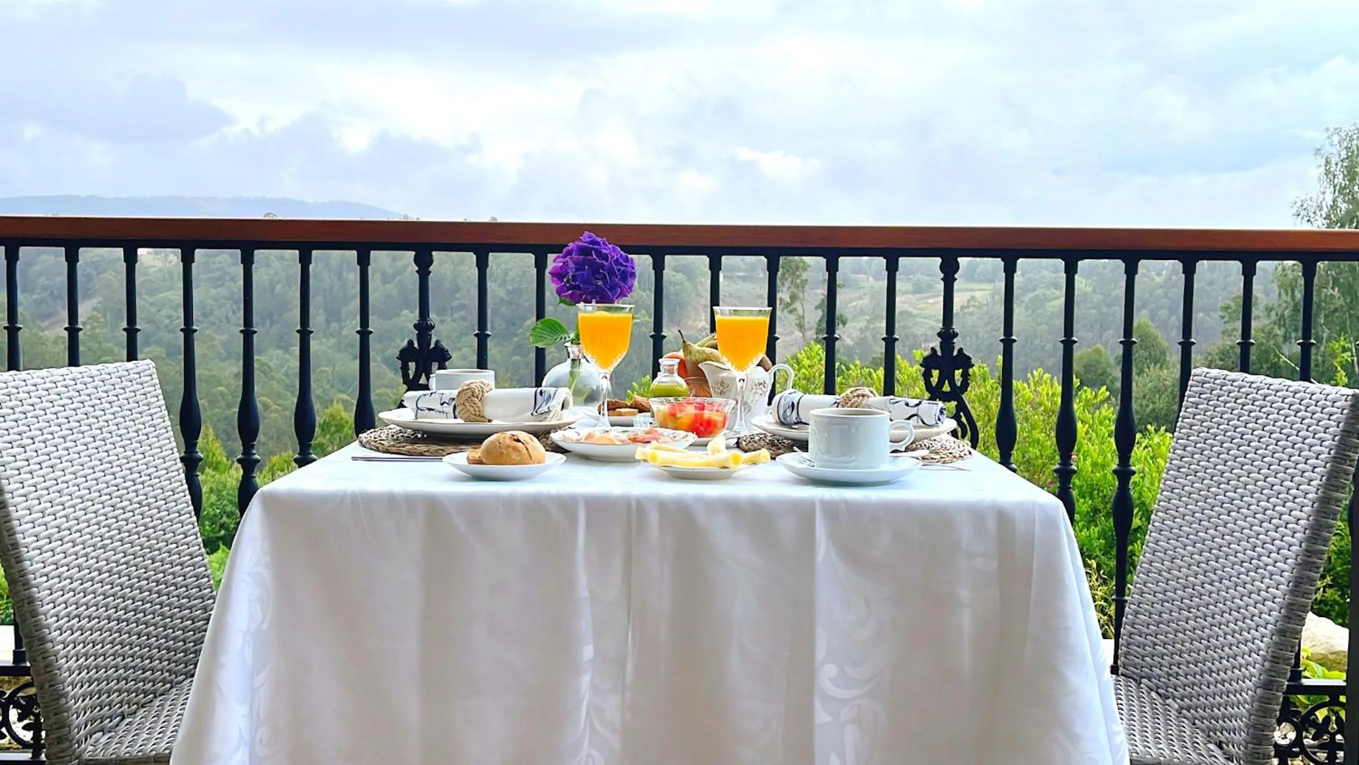 Breakfast in Hotel Rural Playa de Aguilar