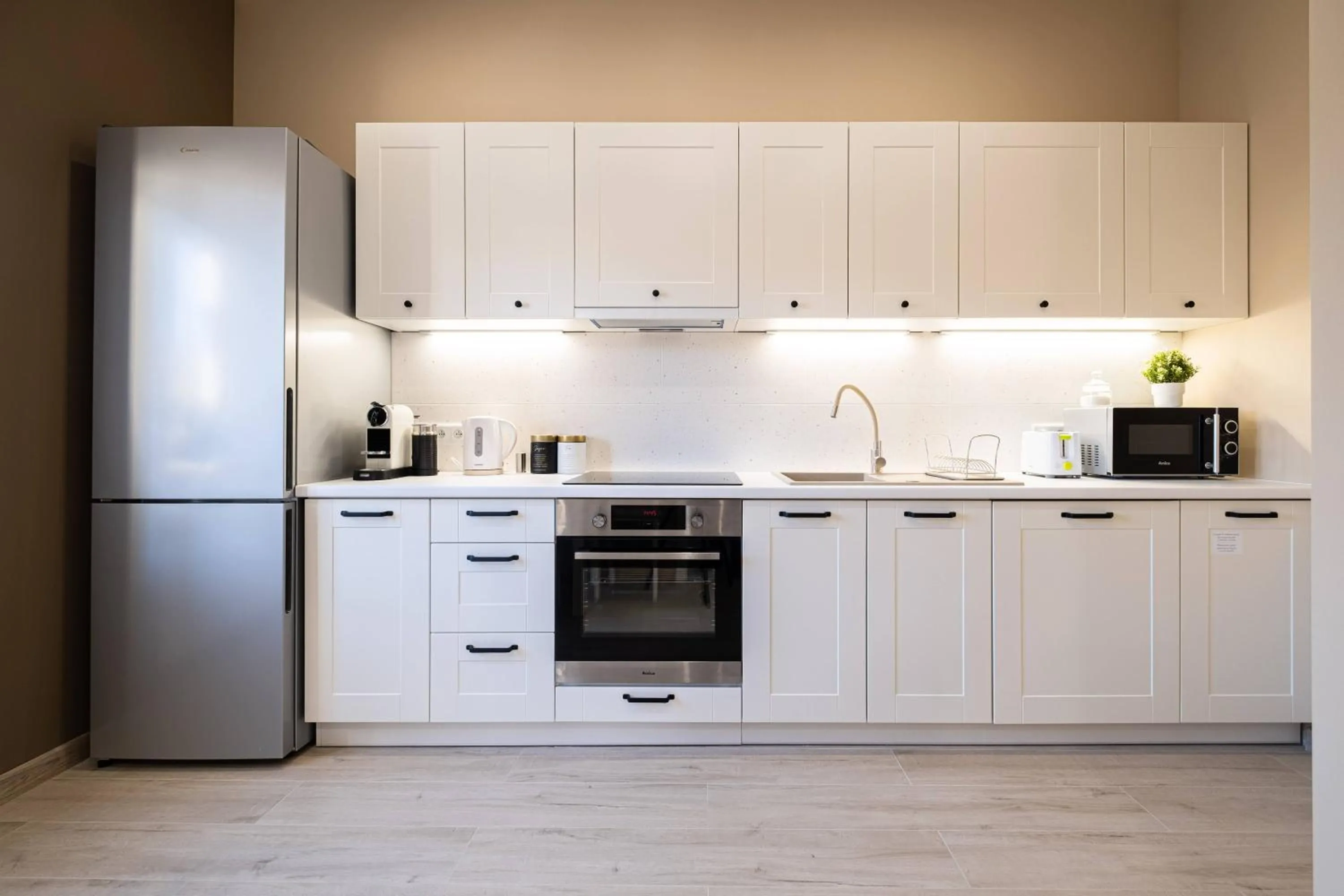 Kitchen or kitchenette in Old Town Vistula Premium Apartments