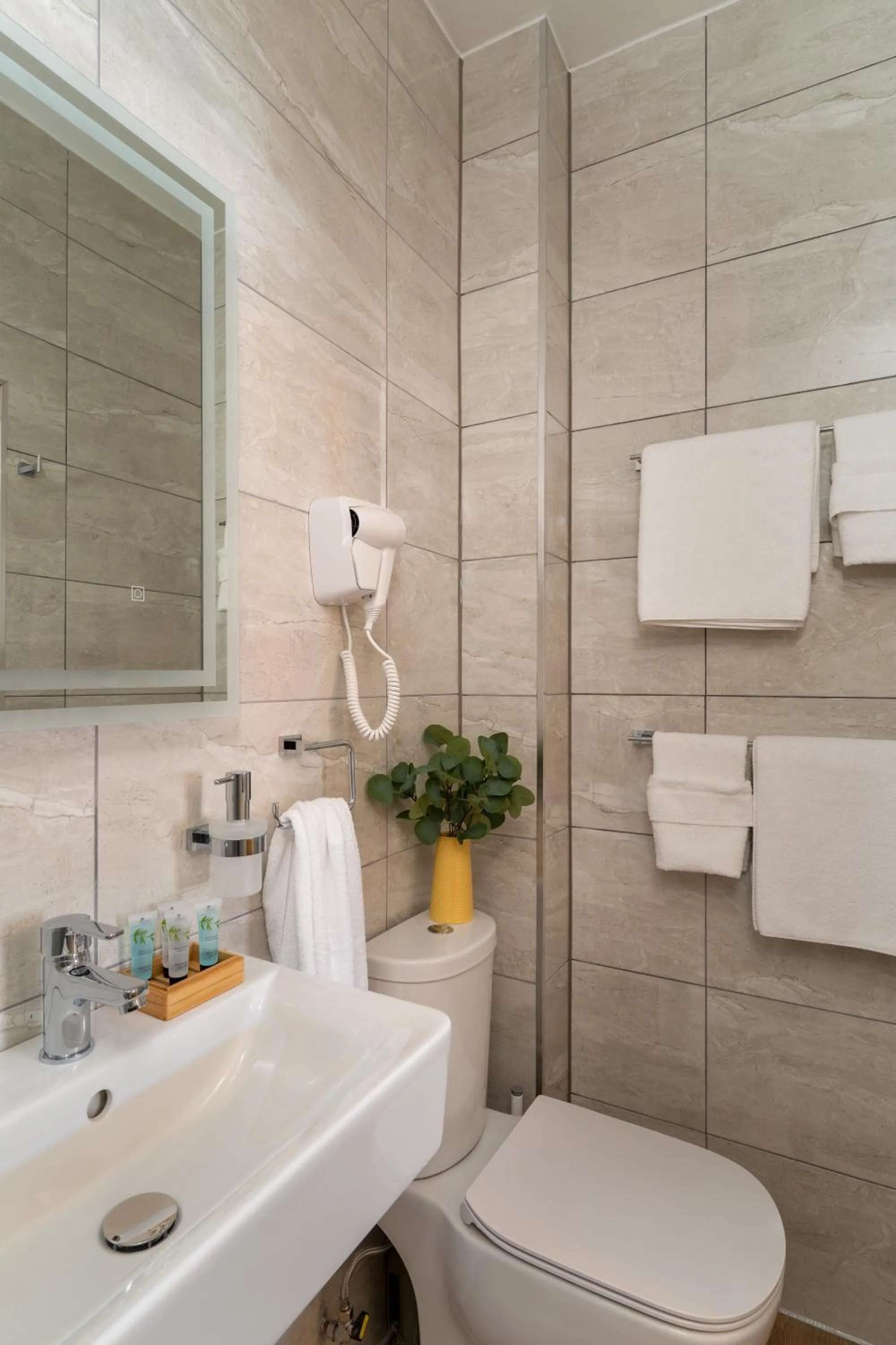 Bathroom in The Torland - Paignton Seafront - free parking, all rooms en-suite