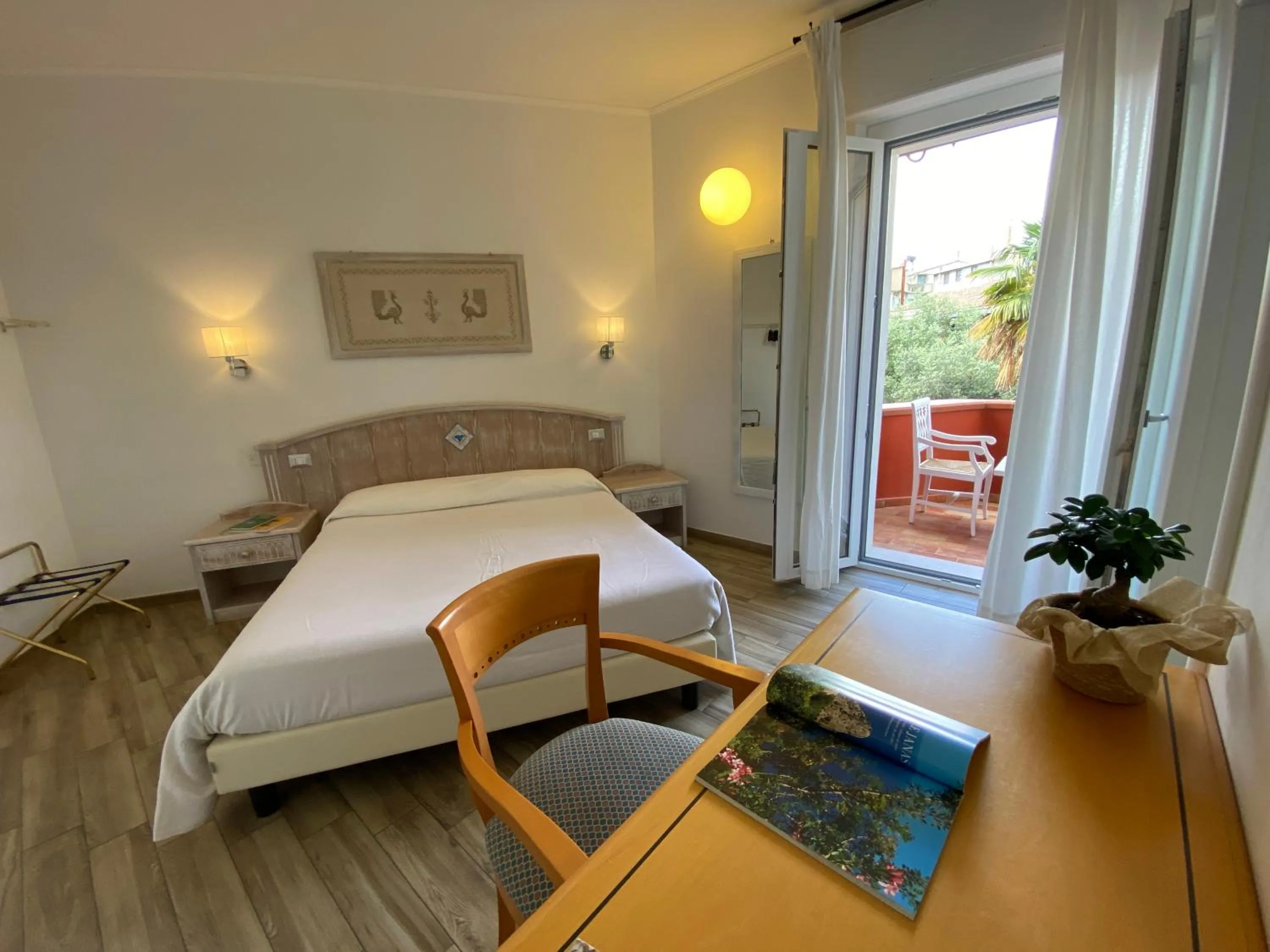 Balcony/Terrace, Bed in Locanda degli Artisti