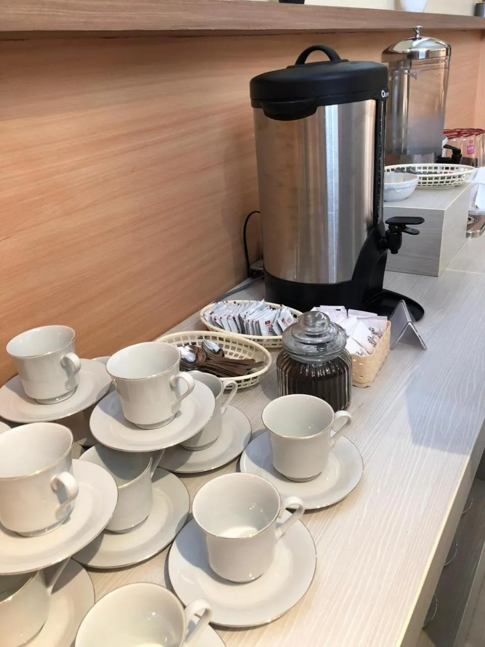 Coffee/tea facilities in LCR HOTEL