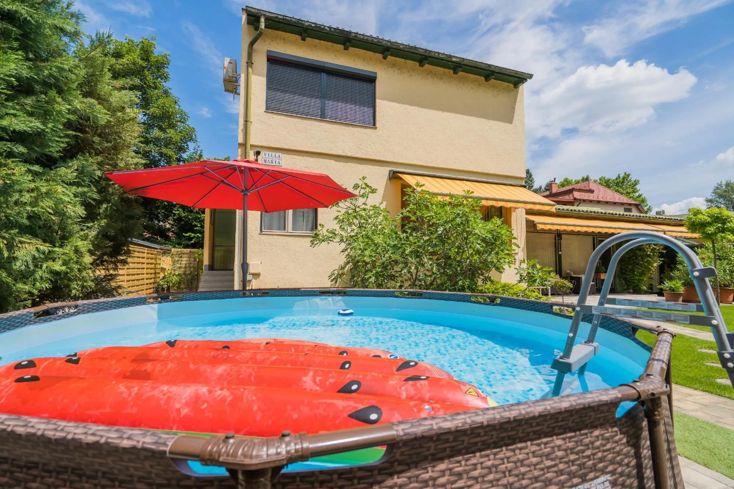 Swimming pool in Villa Mária Vendégház