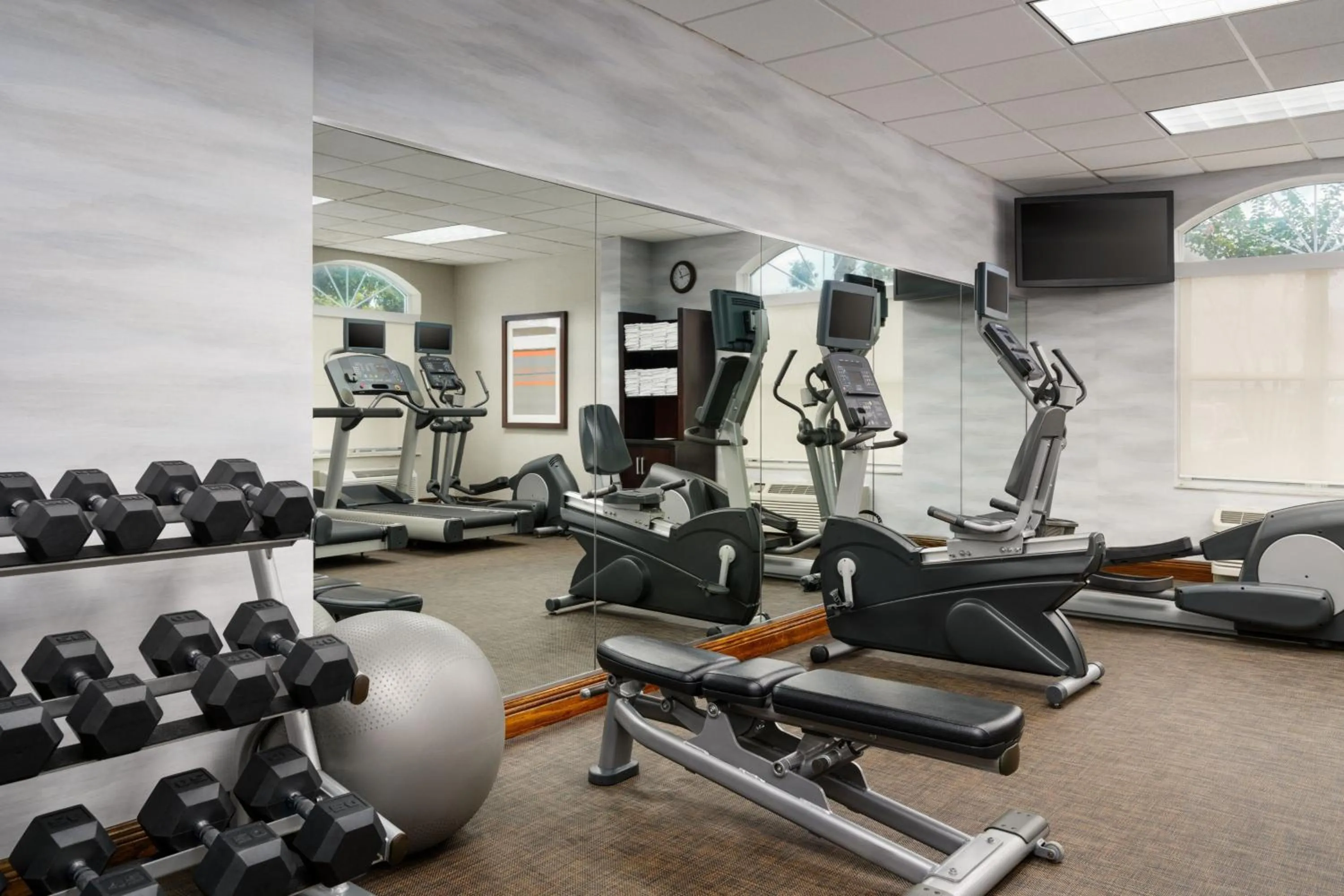 Fitness centre/facilities in Fairfield Inn & Suites by Marriott Orlando Lake Buena Vista