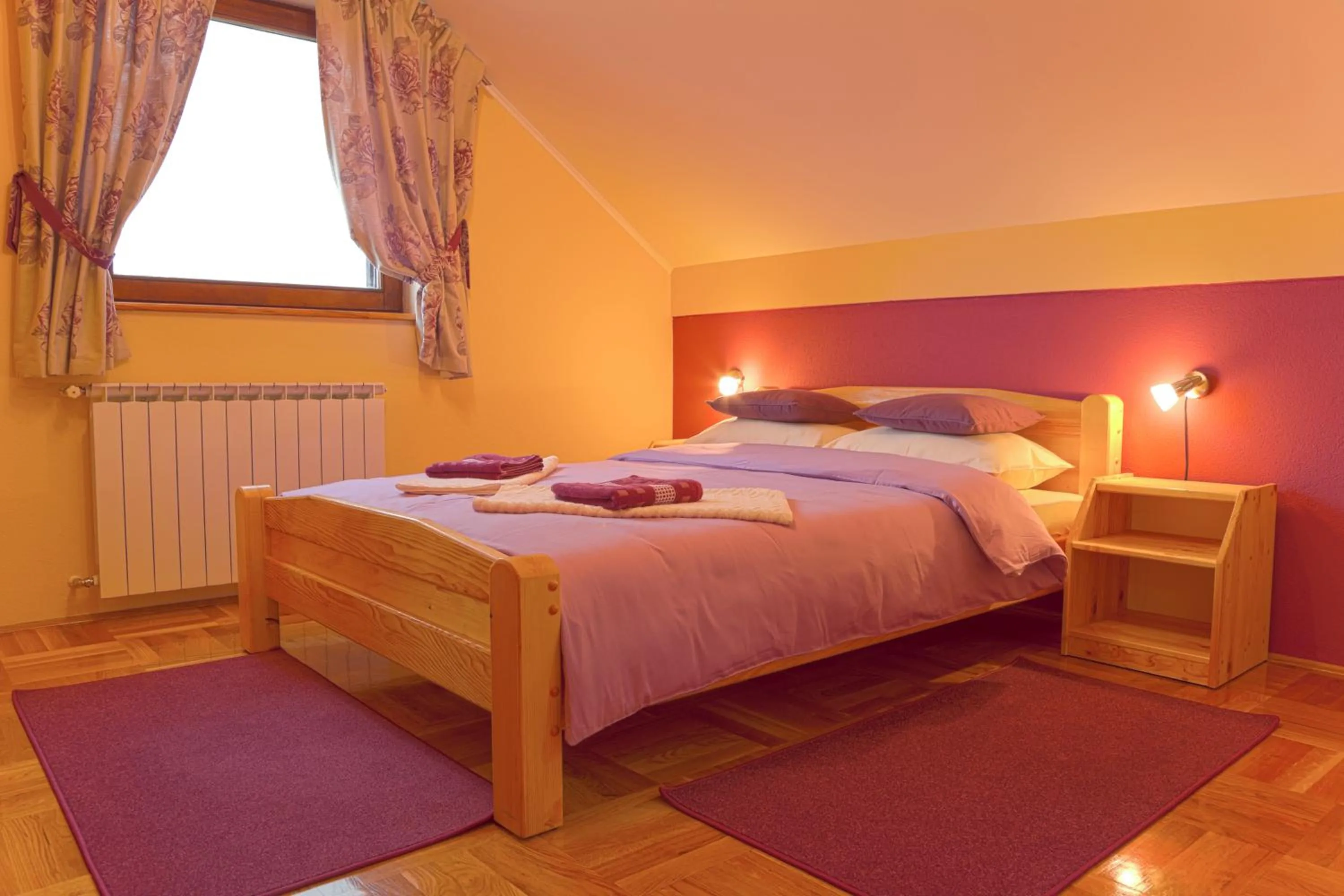 Double Room in Apartments Tratinčica