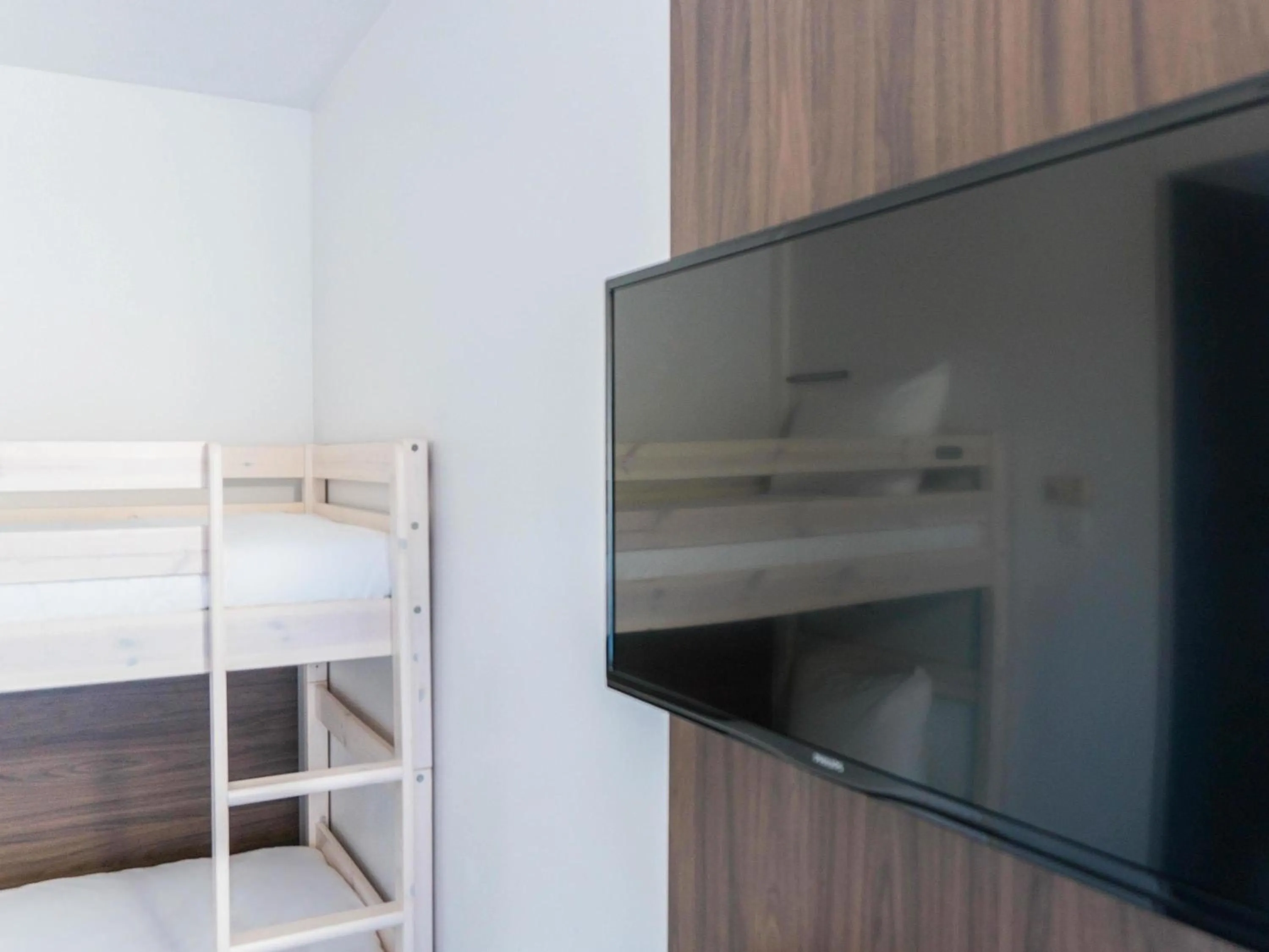 Bedroom, Bed in ibis Styles Perpignan Canet En Roussillon