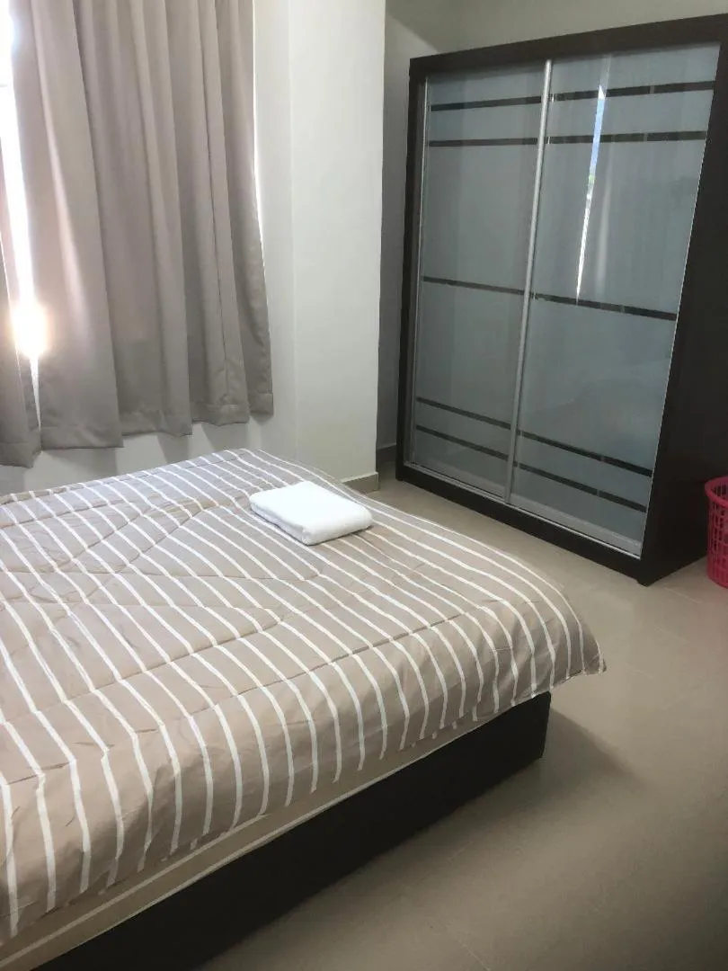 Bed in Kerteh Apartment