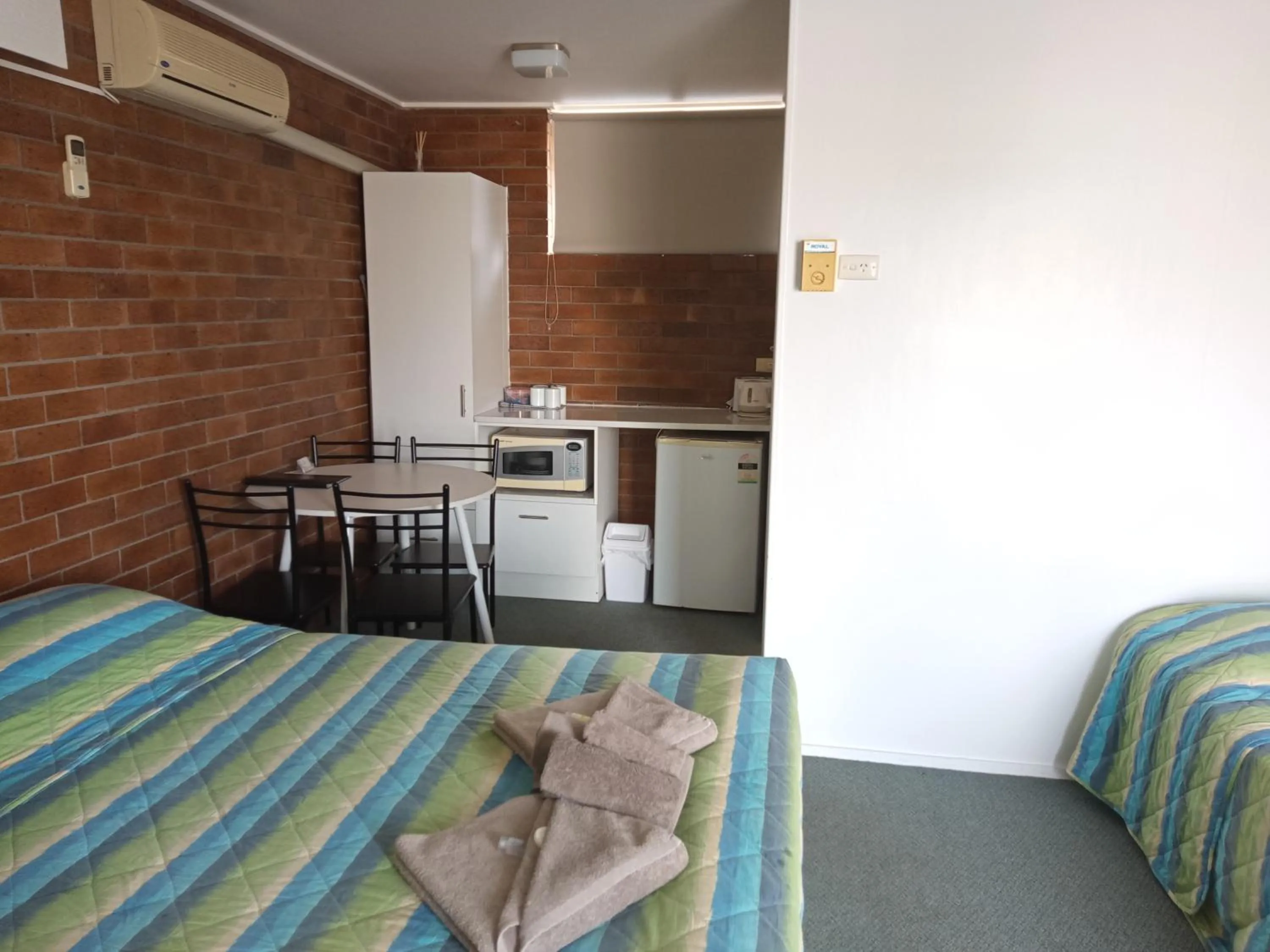 Bed in Millmerran Motel