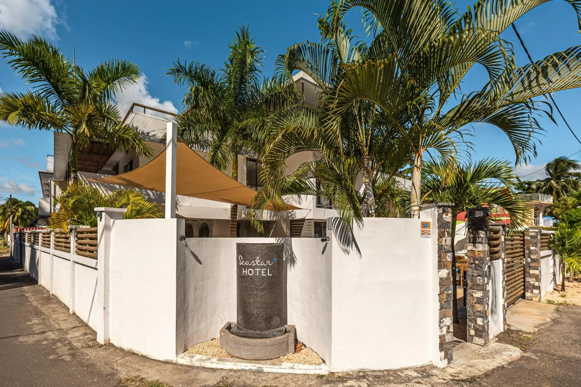 Facade/entrance in Seastar Hotel