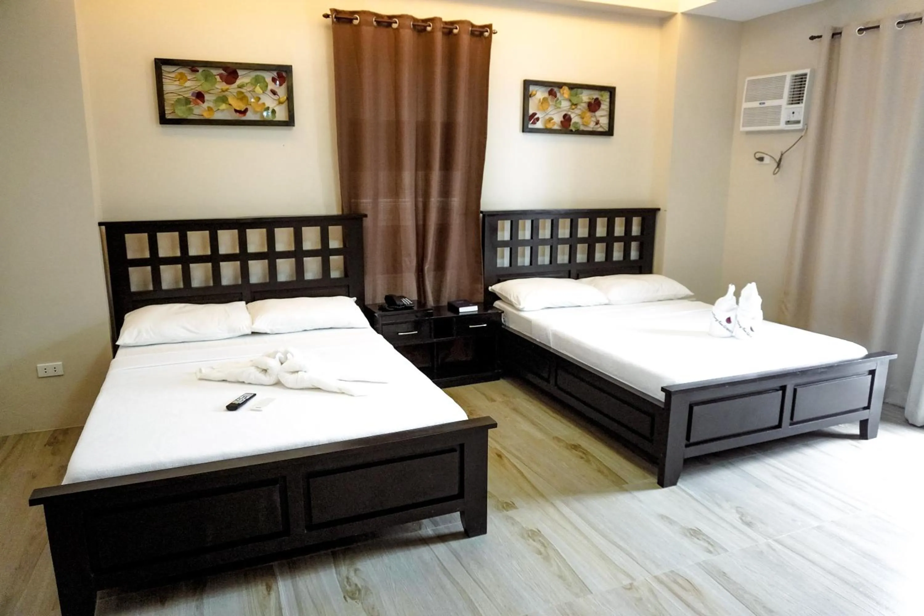 Photo of the whole room, Bed in The Mang-Yan Grand Hotel powered by Cocotel