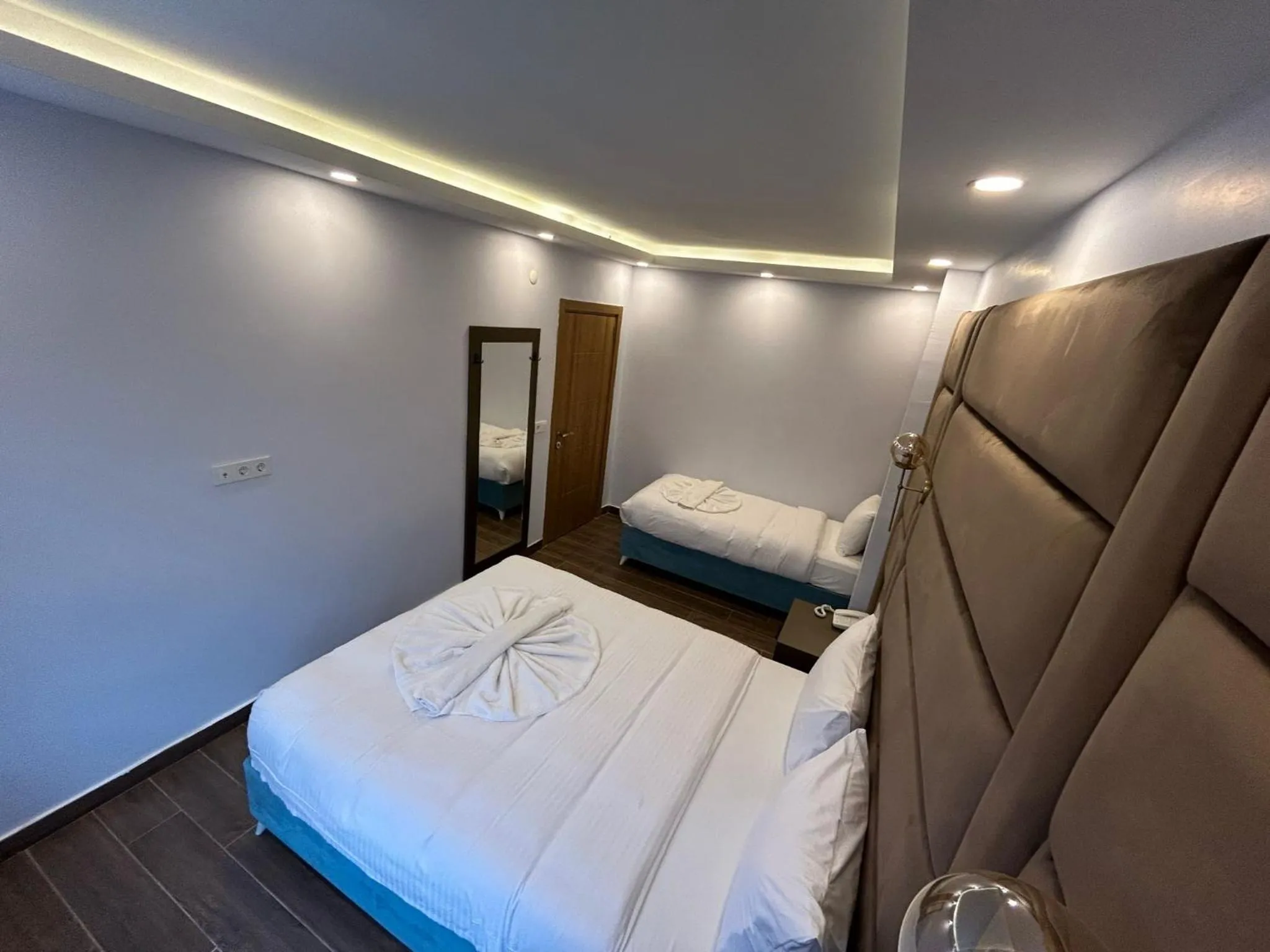 Bedroom, Bed in Hira Hotel